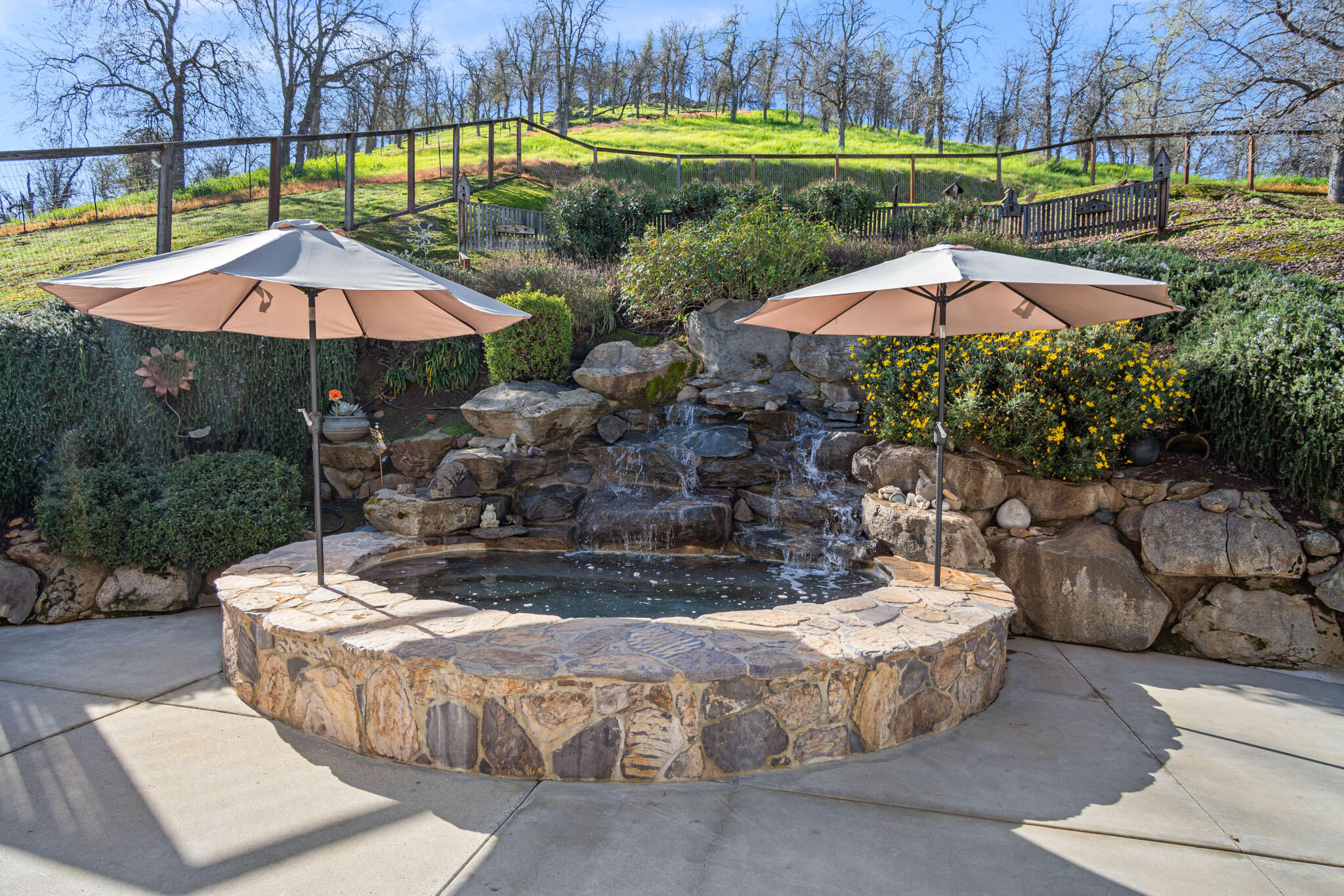 16481 Bonner Dr, Springville, CA 93265