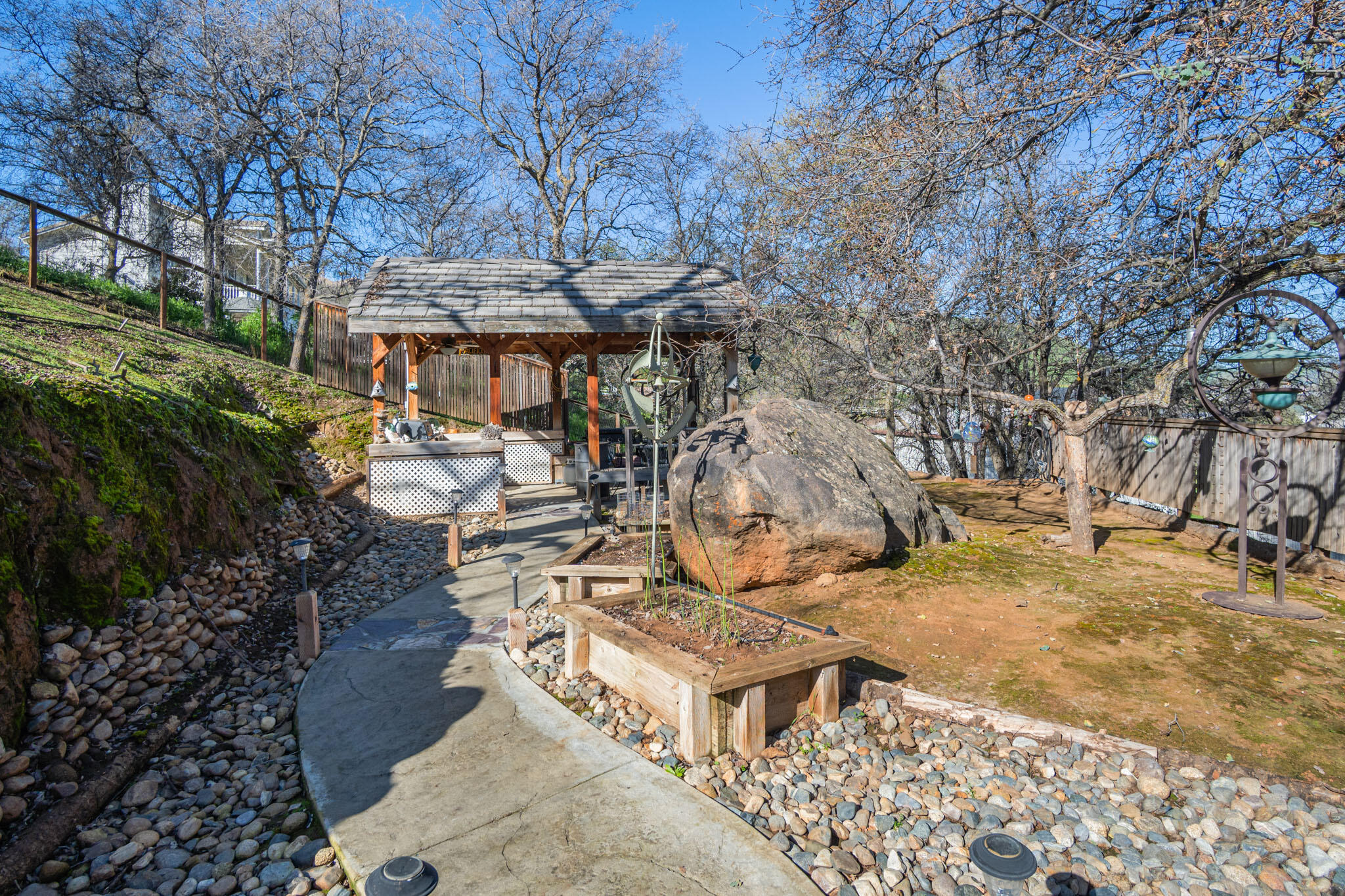 16481 Bonner Dr, Springville, CA 93265