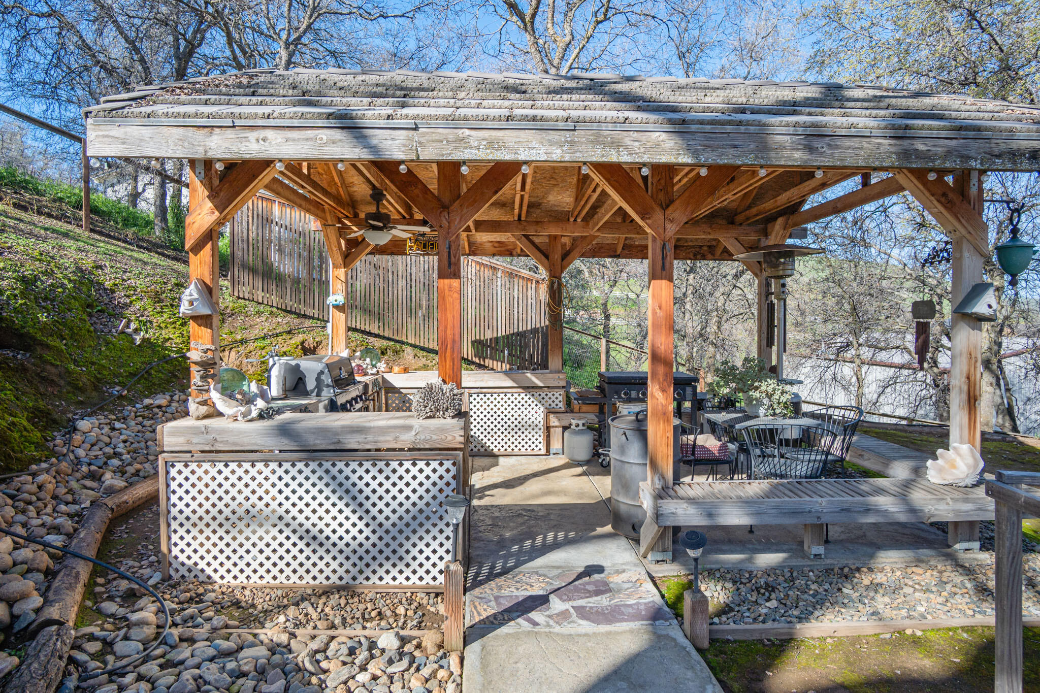 16481 Bonner Dr, Springville, CA 93265