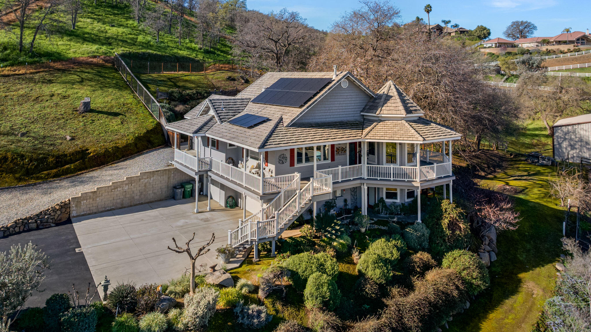 16481 Bonner Dr, Springville, CA 93265