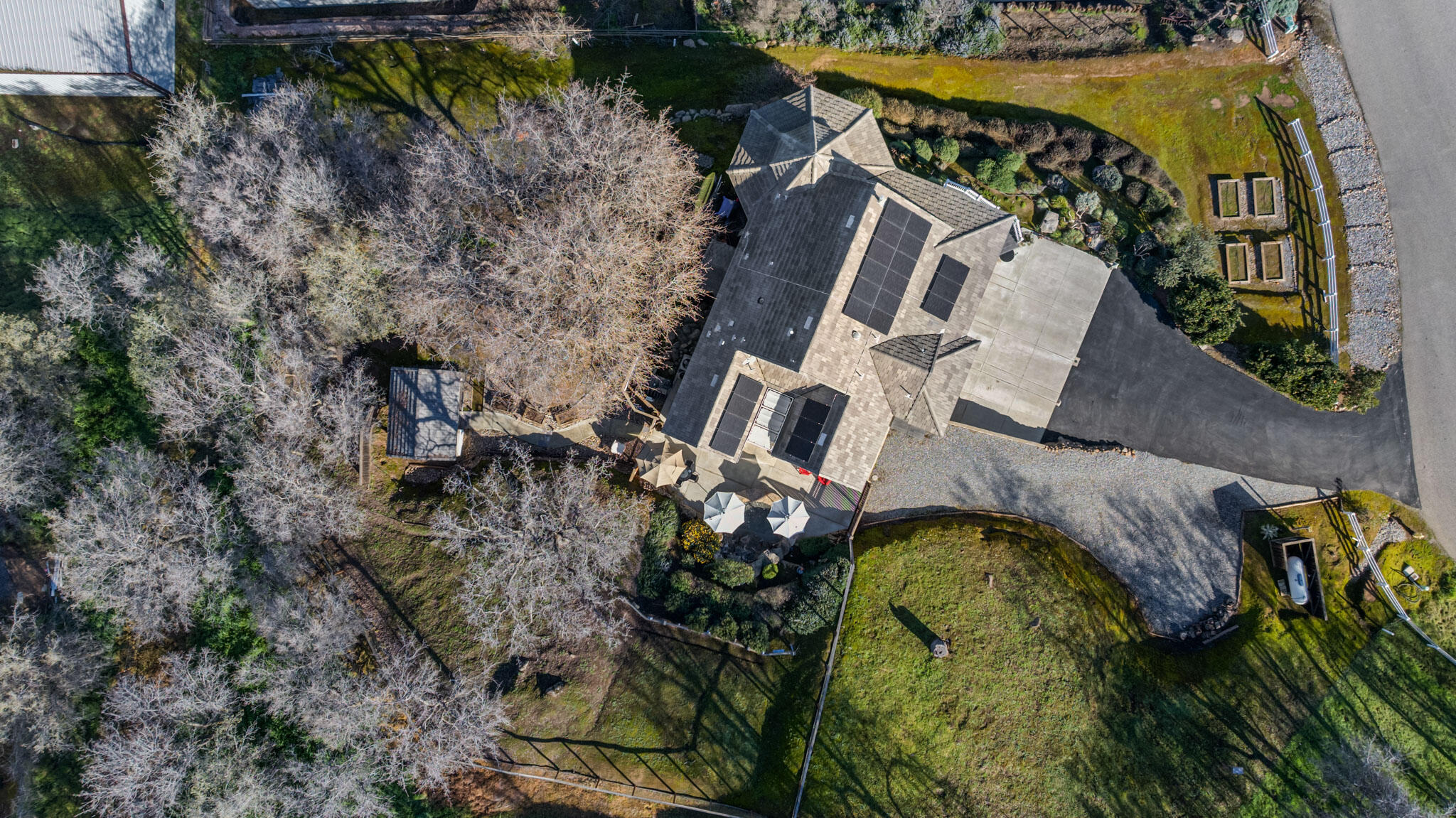 16481 Bonner Dr, Springville, CA 93265