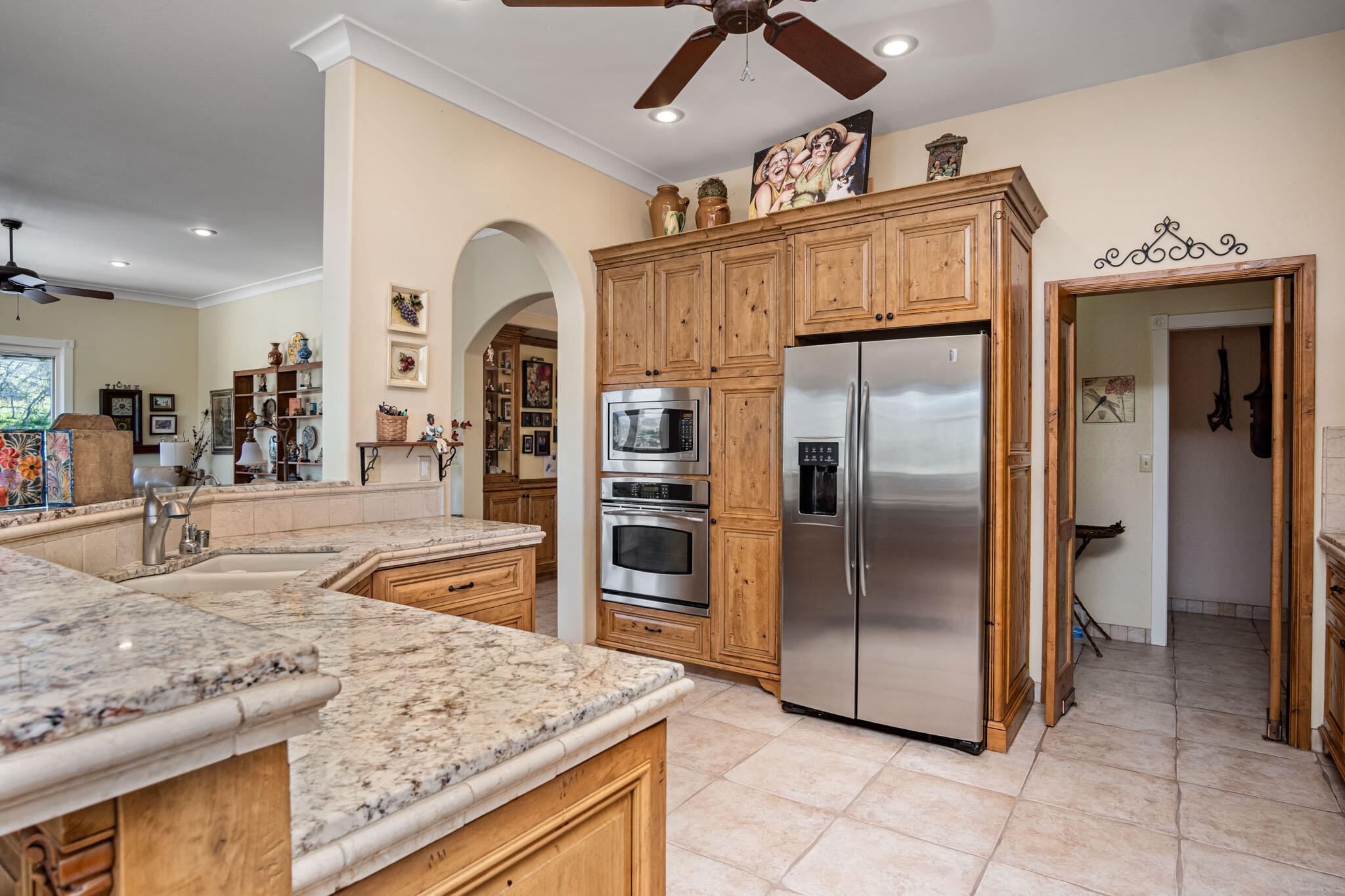 16481 Bonner Dr, Springville, CA 93265