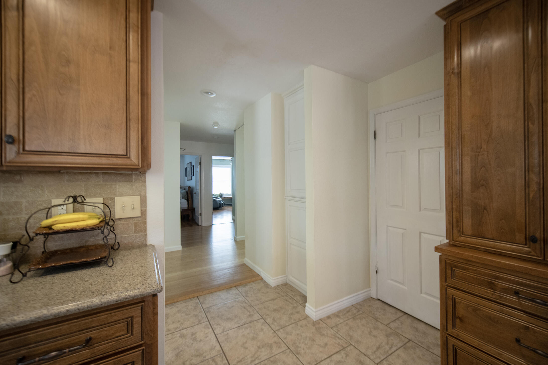 3900 W Allen Ct, Visalia, CA 93291