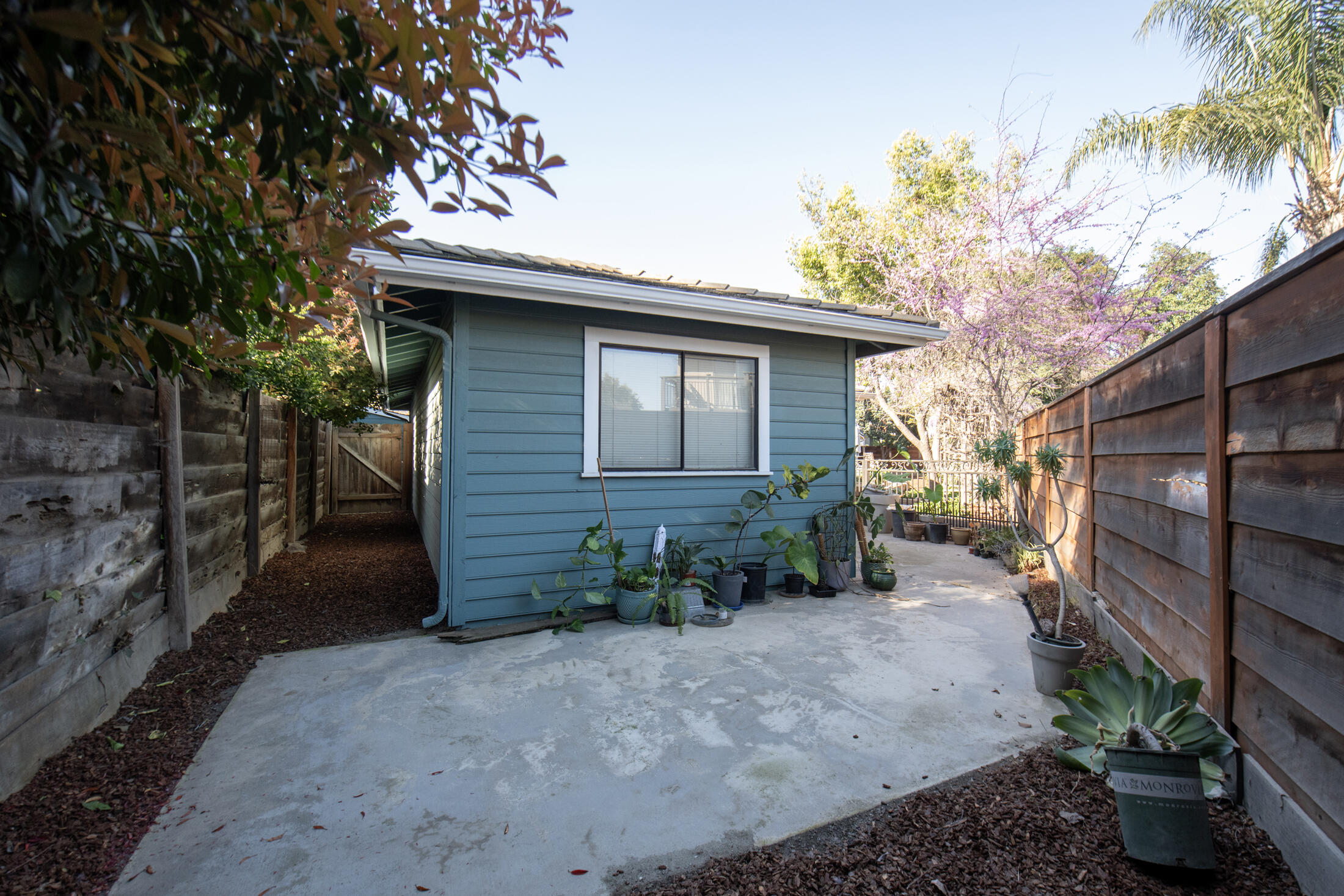 3900 W Allen Ct, Visalia, CA 93291