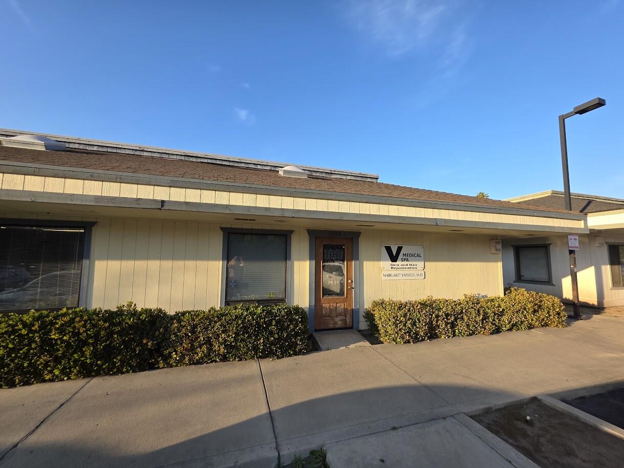 1644 S Court St, Visalia, CA 93277