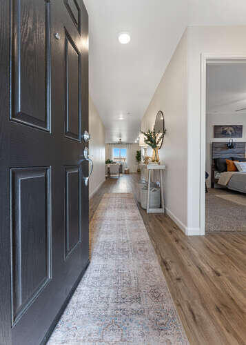 7041 Oriole Ave, Visalia, CA 93291