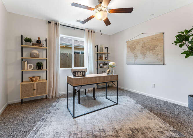 7041 Oriole Ave, Visalia, CA 93291