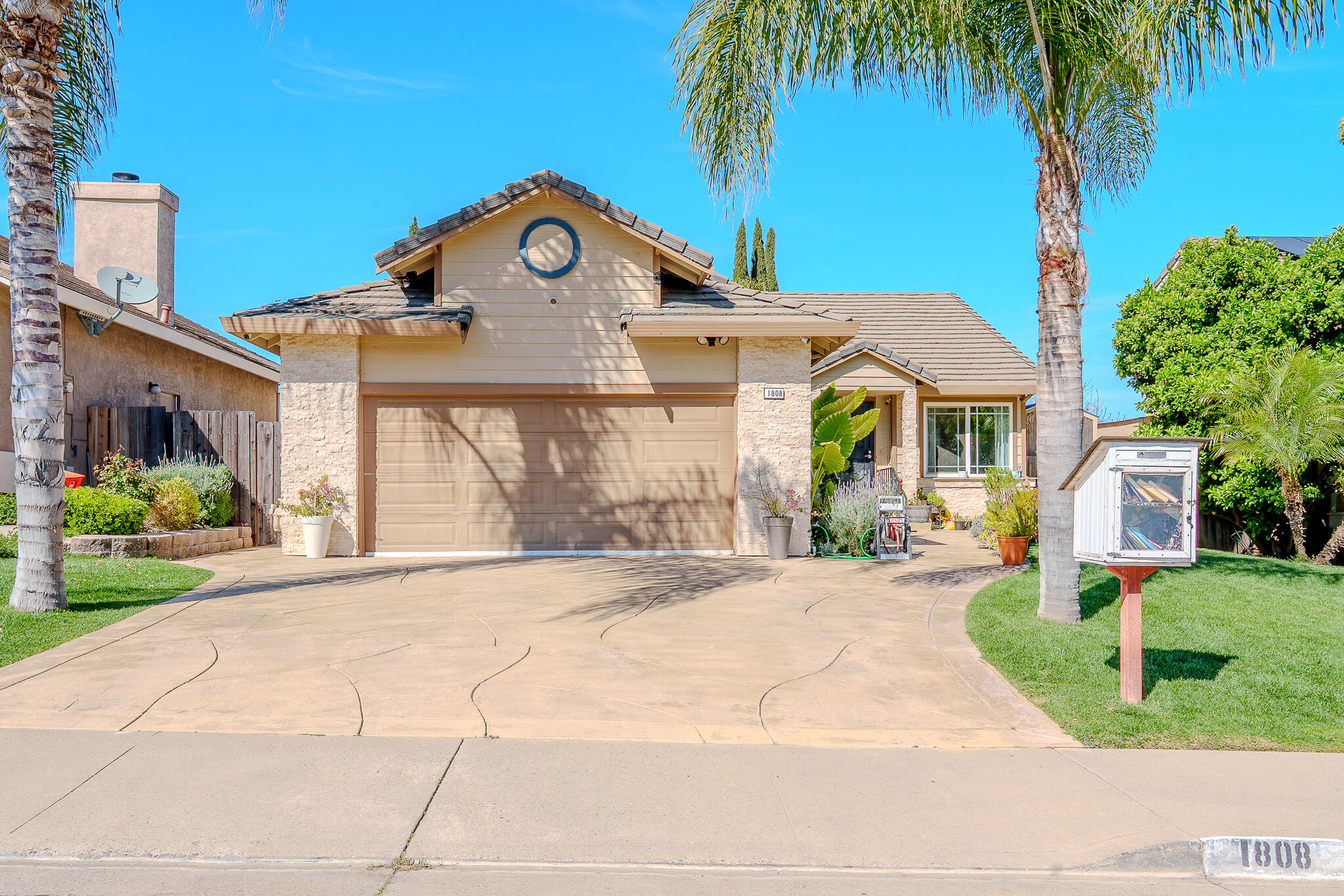 1808 Johnson Dr, Antioch, CA 94509