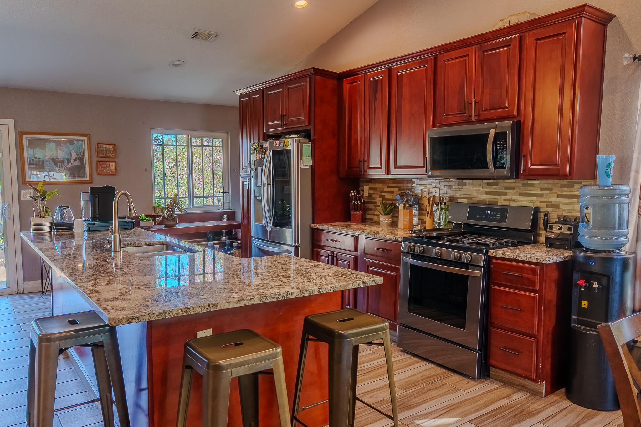 1808 Johnson Dr, Antioch, CA 94509