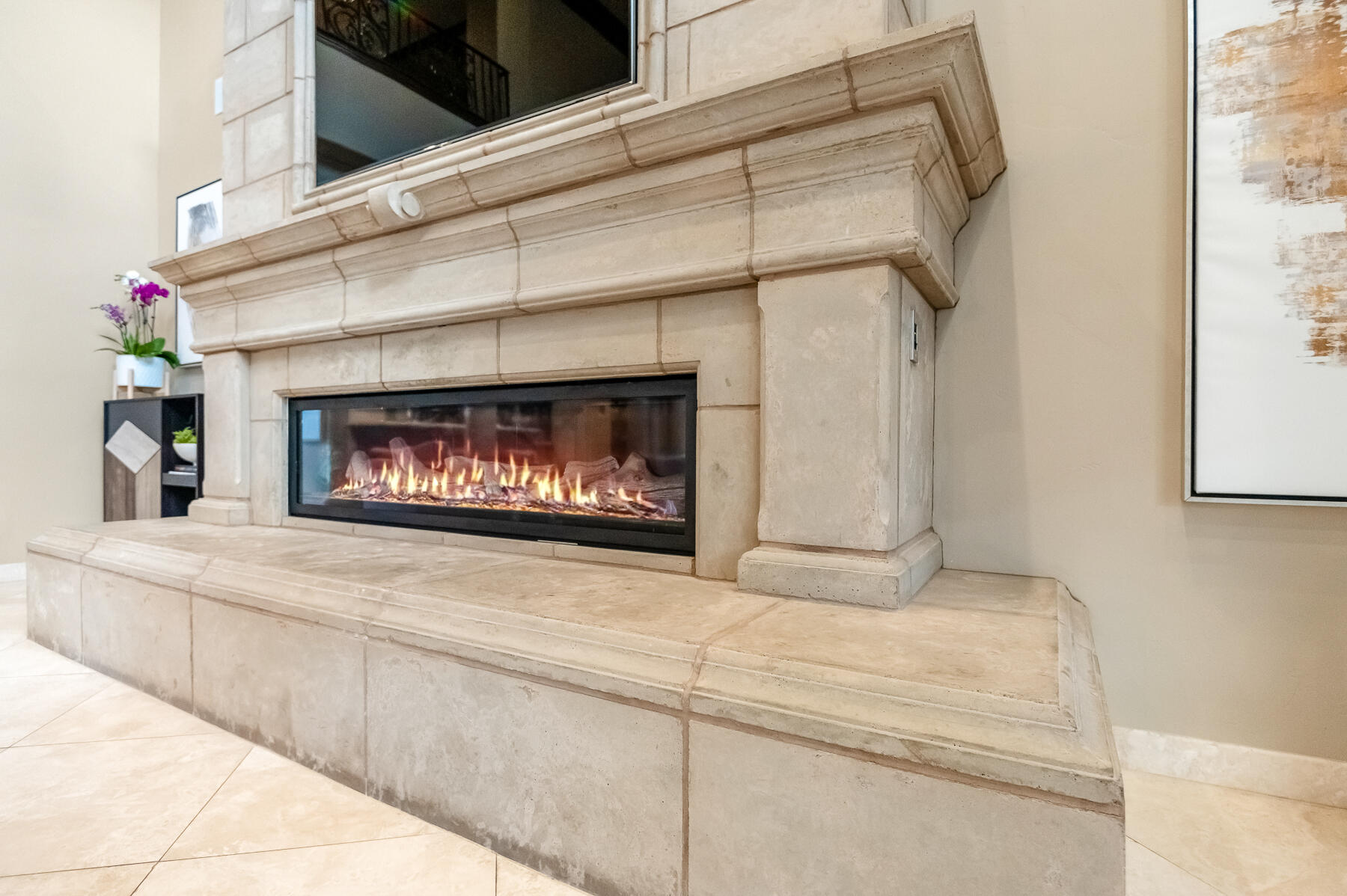 1742 N Pratos St, Visalia, CA 93291