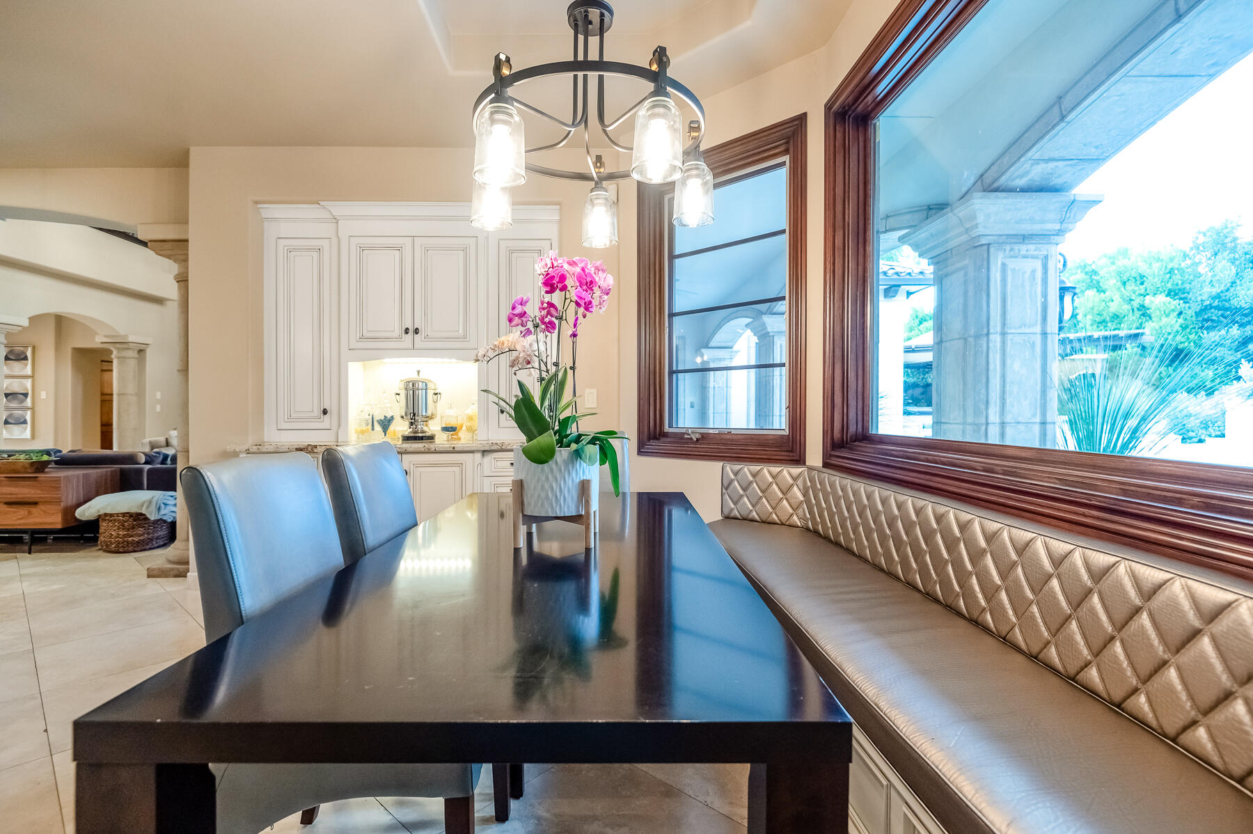 1742 N Pratos St, Visalia, CA 93291