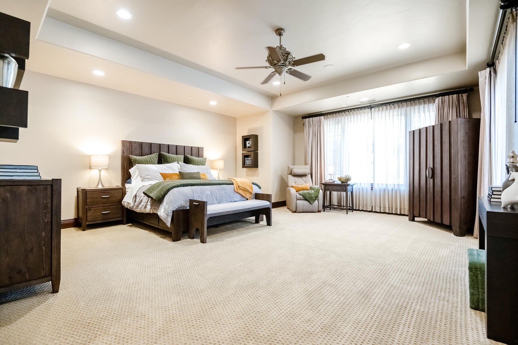 1742 N Pratos St, Visalia, CA 93291