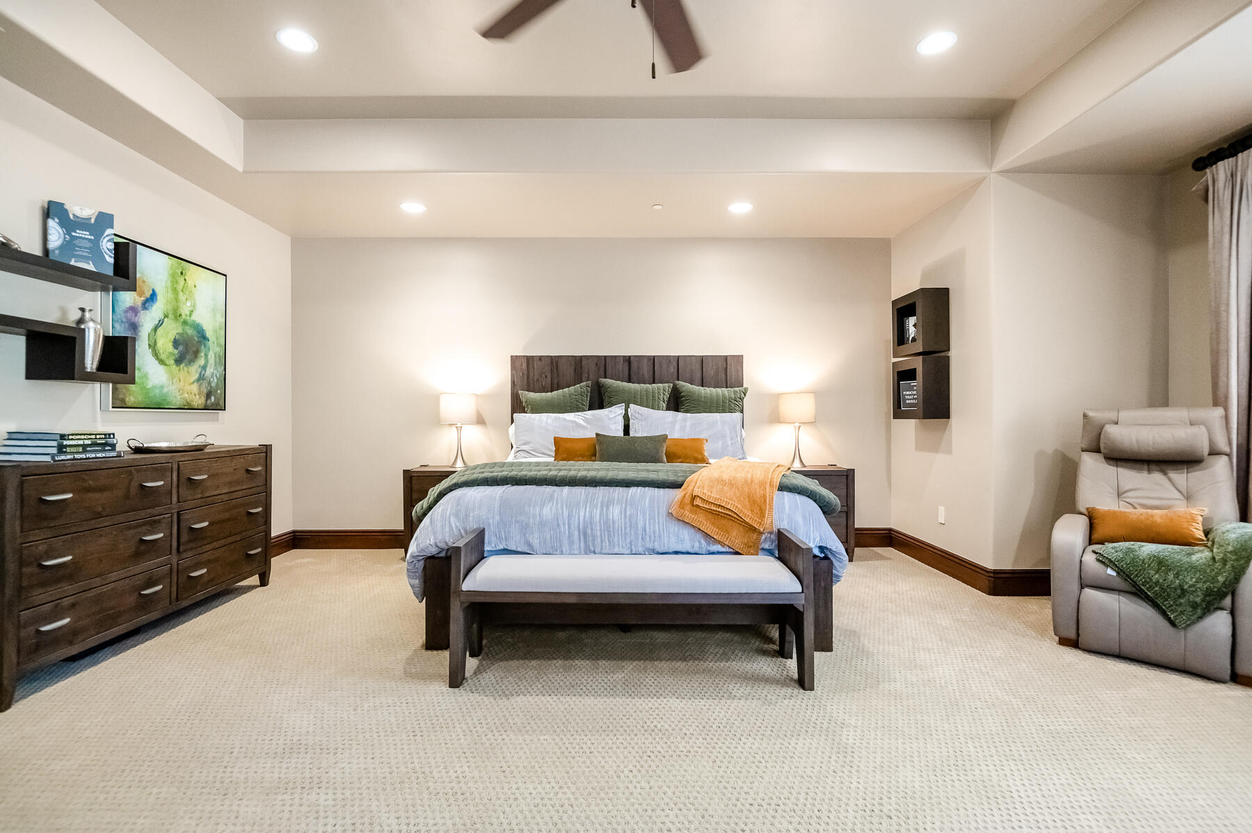 1742 N Pratos St, Visalia, CA 93291