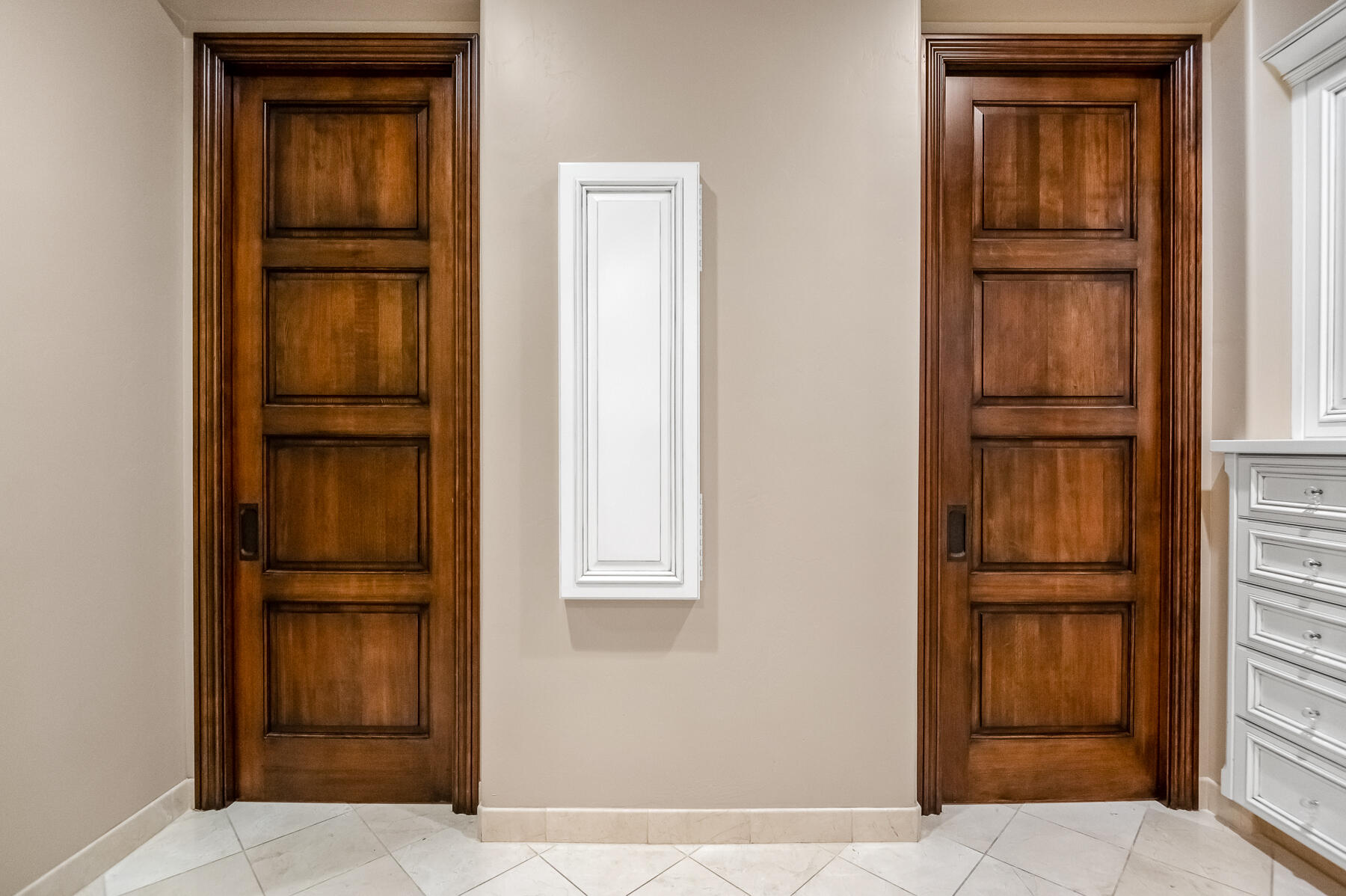 1742 N Pratos St, Visalia, CA 93291