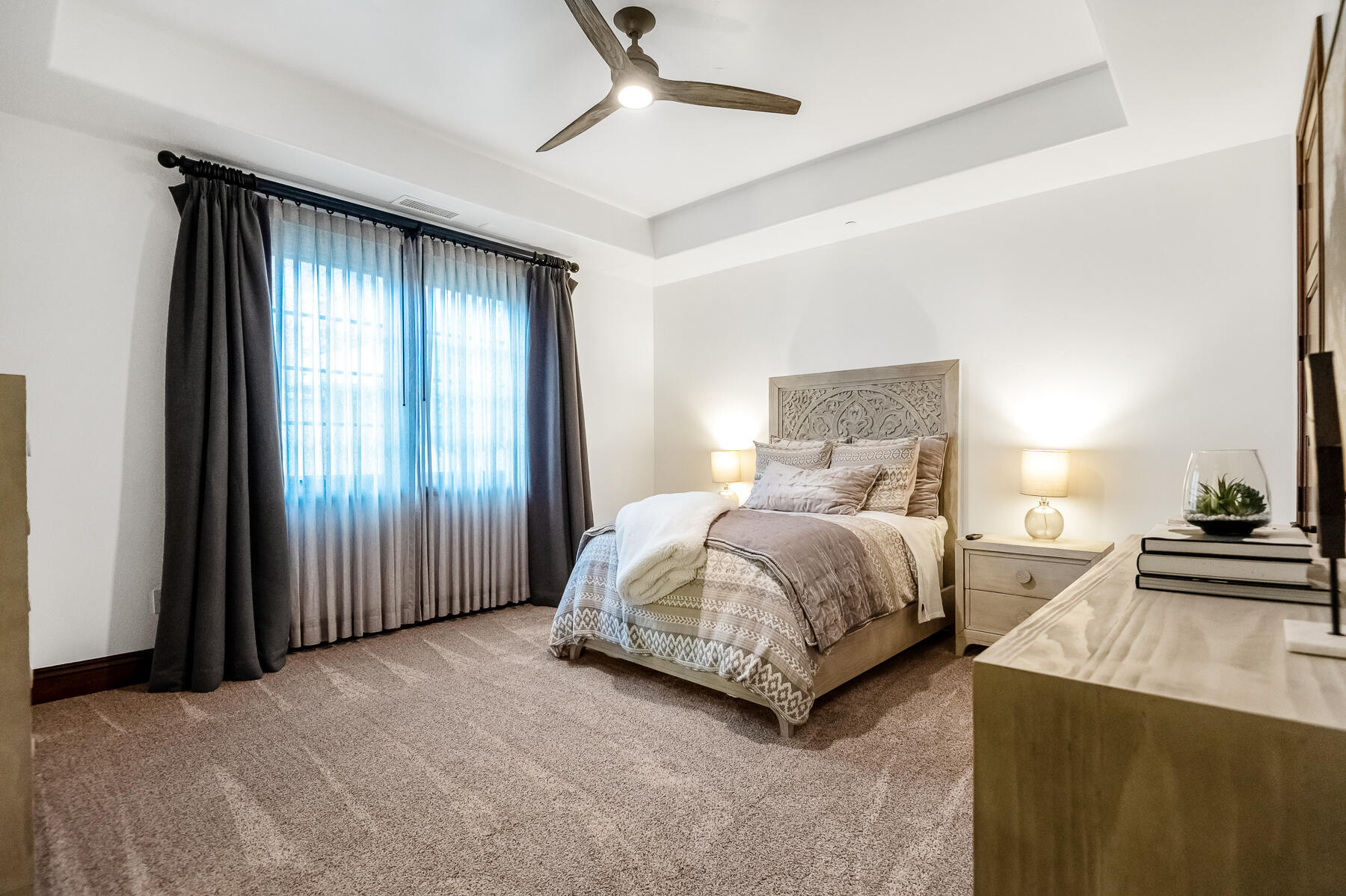 1742 N Pratos St, Visalia, CA 93291