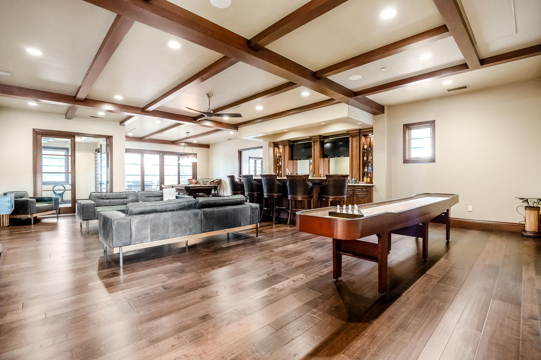 1742 N Pratos St, Visalia, CA 93291