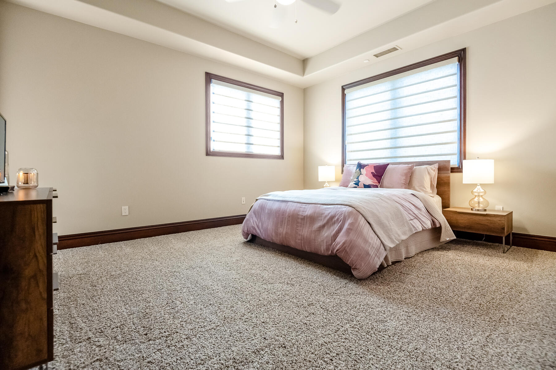 1742 N Pratos St, Visalia, CA 93291