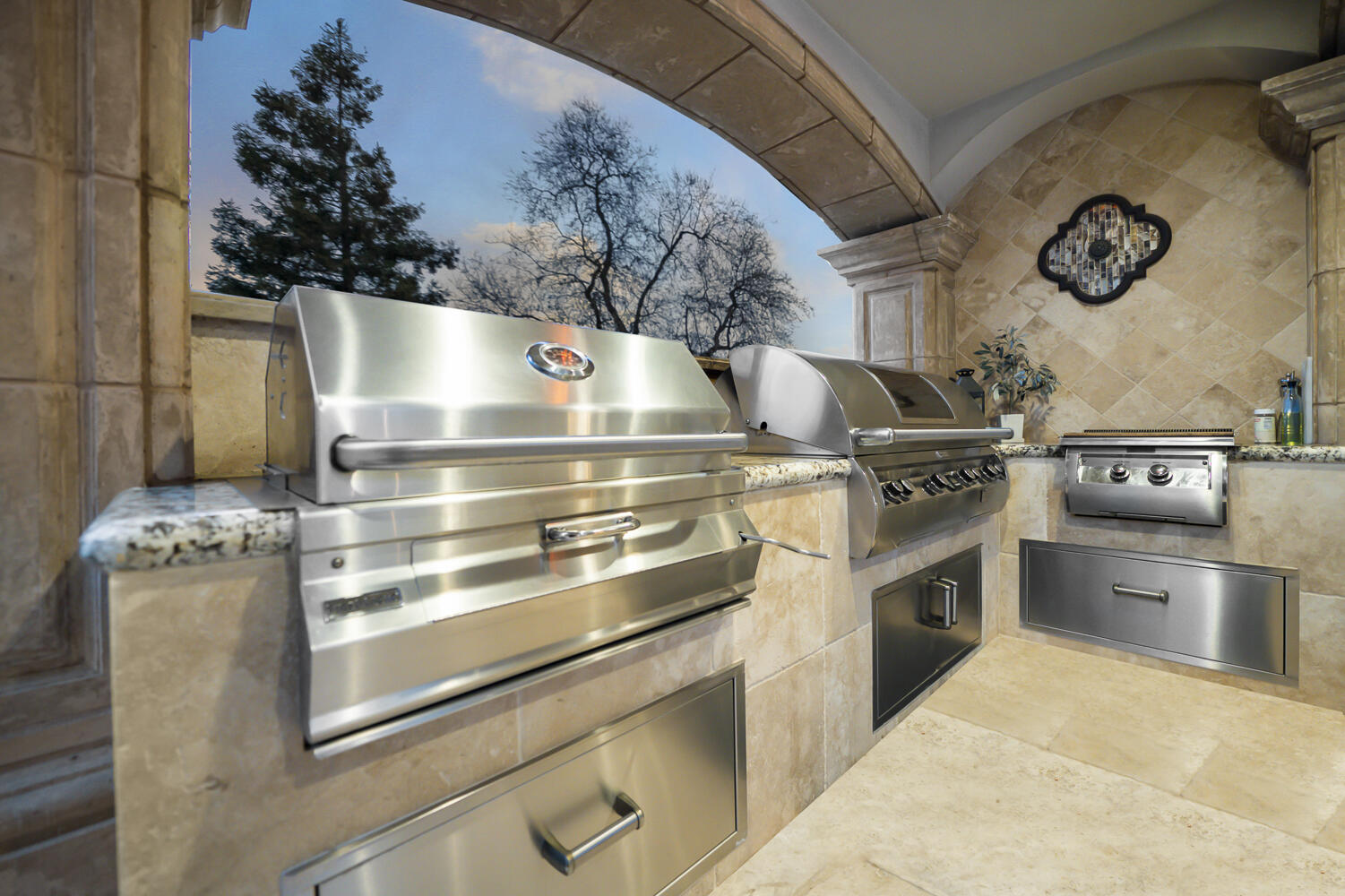 1742 N Pratos St, Visalia, CA 93291