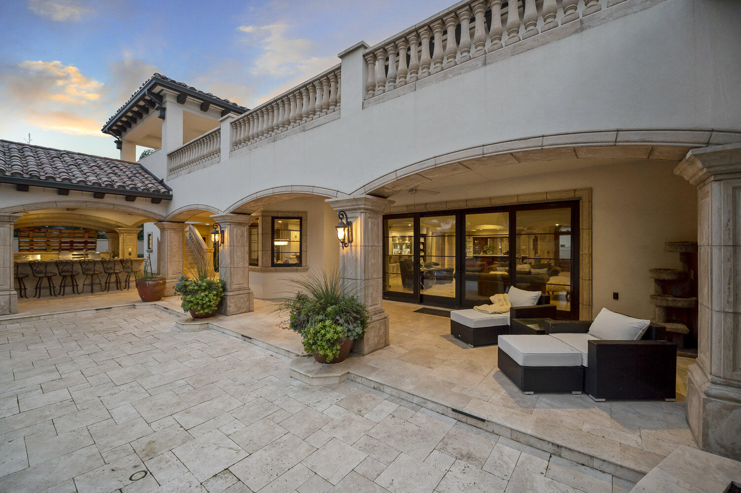 1742 N Pratos St, Visalia, CA 93291