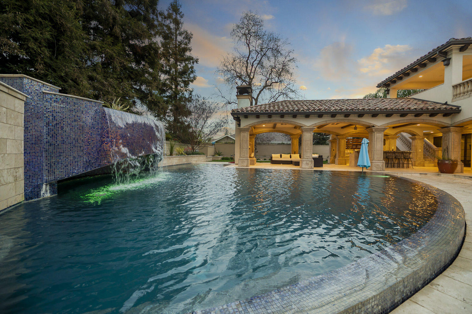 1742 N Pratos St, Visalia, CA 93291