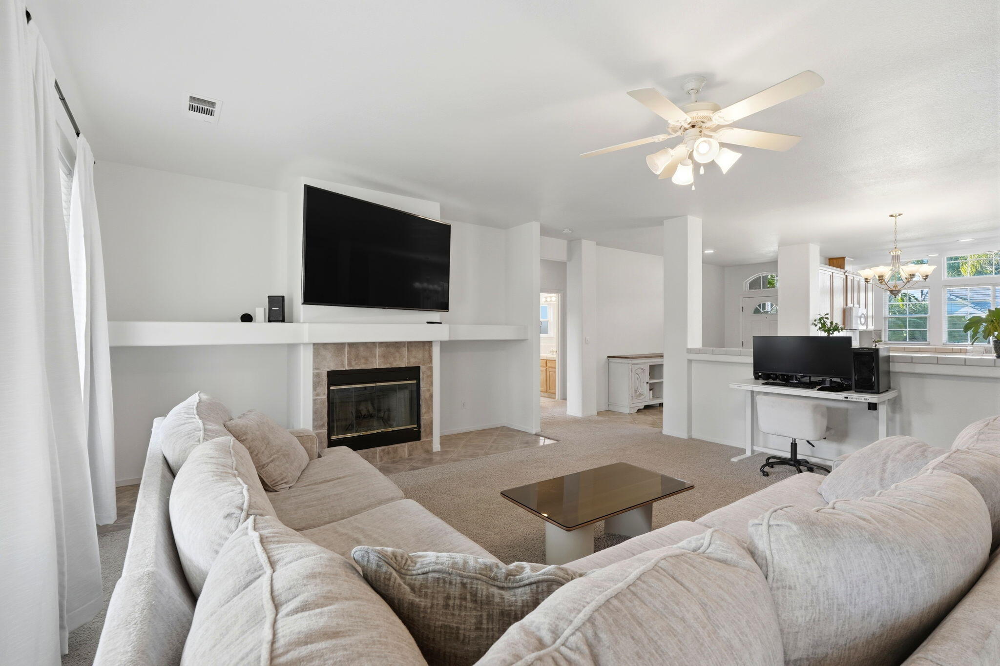 3917 E Stapp Ct, Visalia, CA 93292