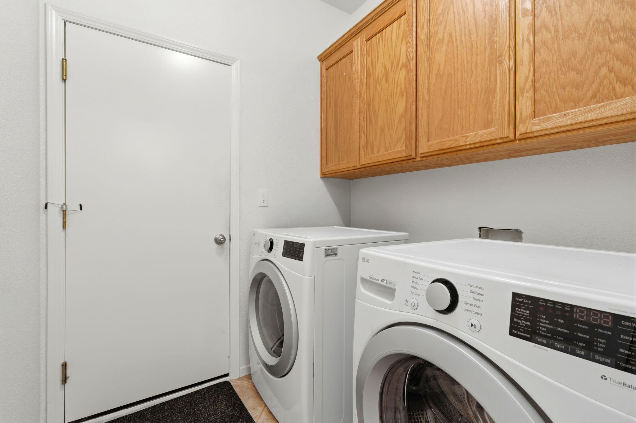 3917 E Stapp Ct, Visalia, CA 93292