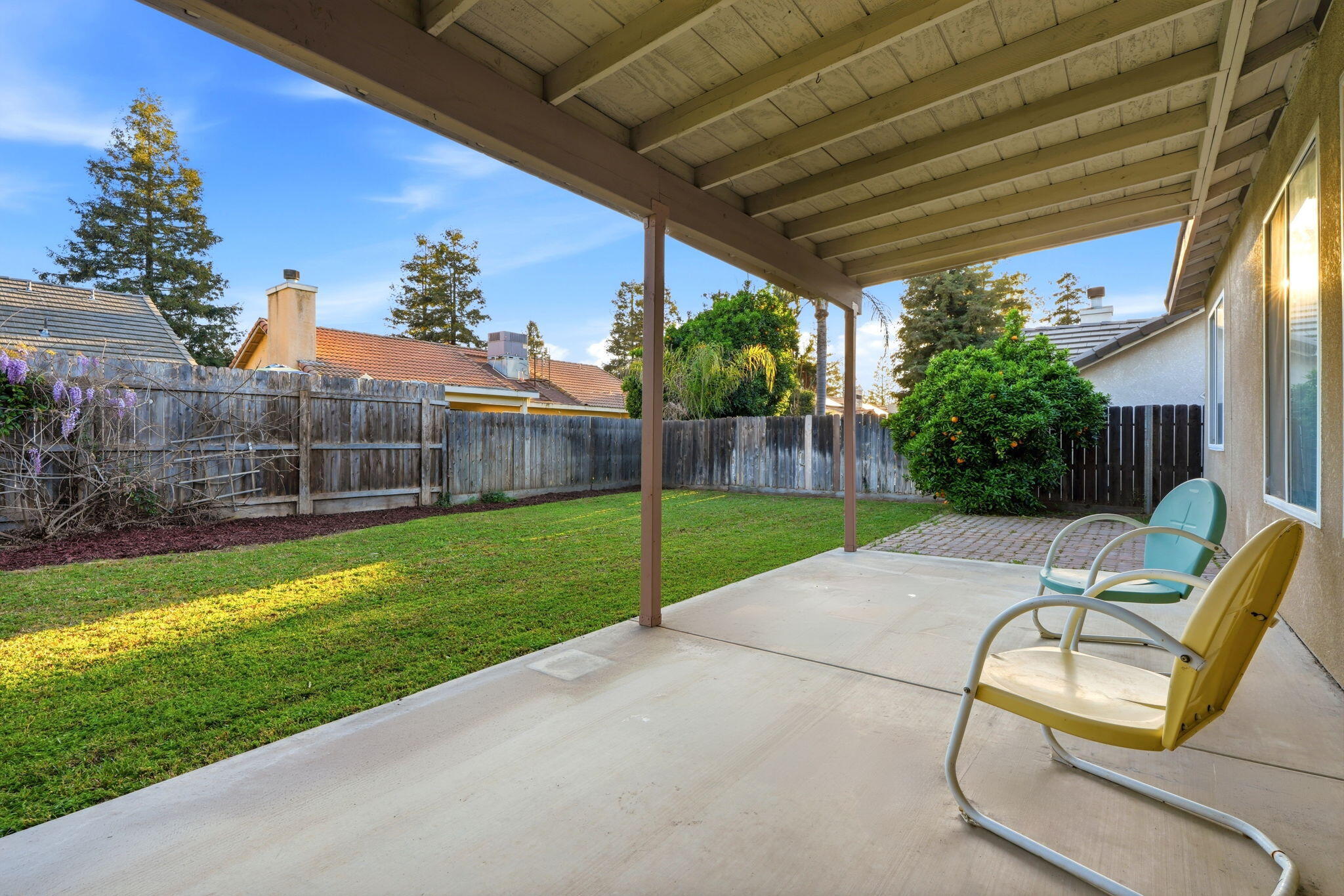 3917 E Stapp Ct, Visalia, CA 93292