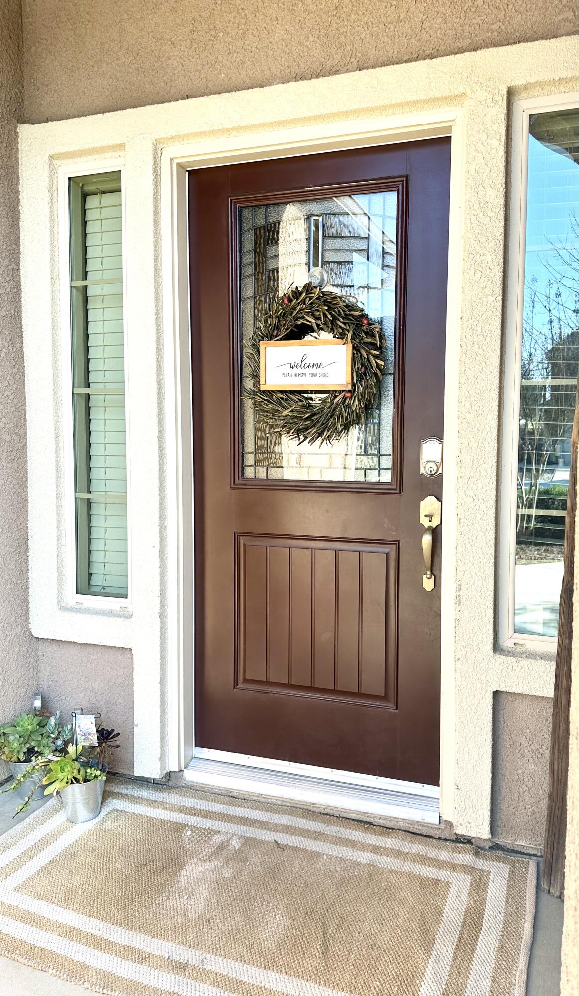 2012 W Crystal Ave, Visalia, CA 93291