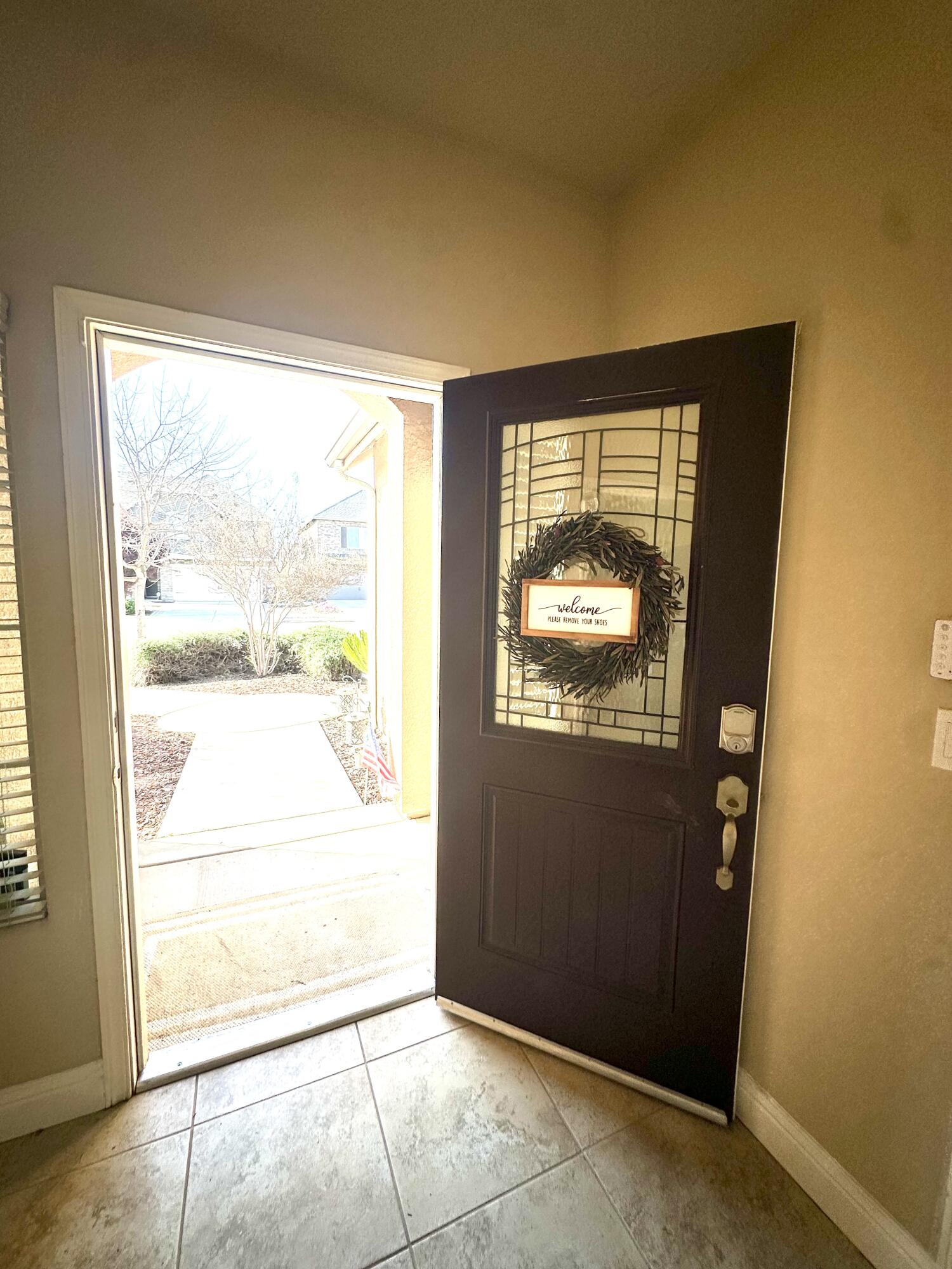 2012 W Crystal Ave, Visalia, CA 93291