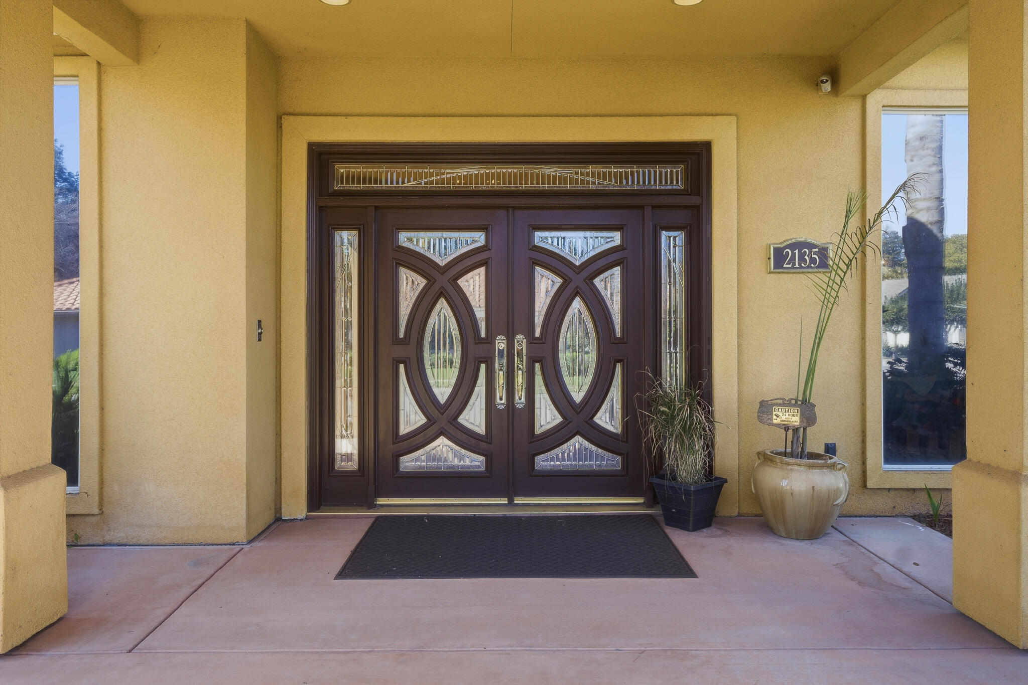 2135 SE Cottonwood Cir, Visalia, CA 93277