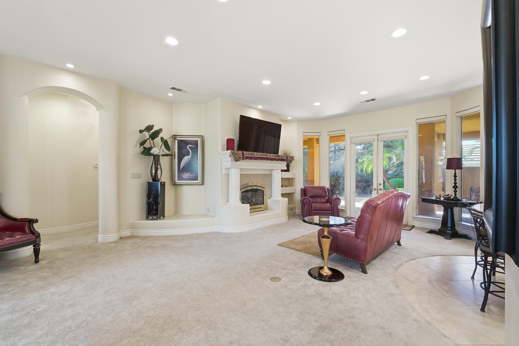 2135 SE Cottonwood Cir, Visalia, CA 93277