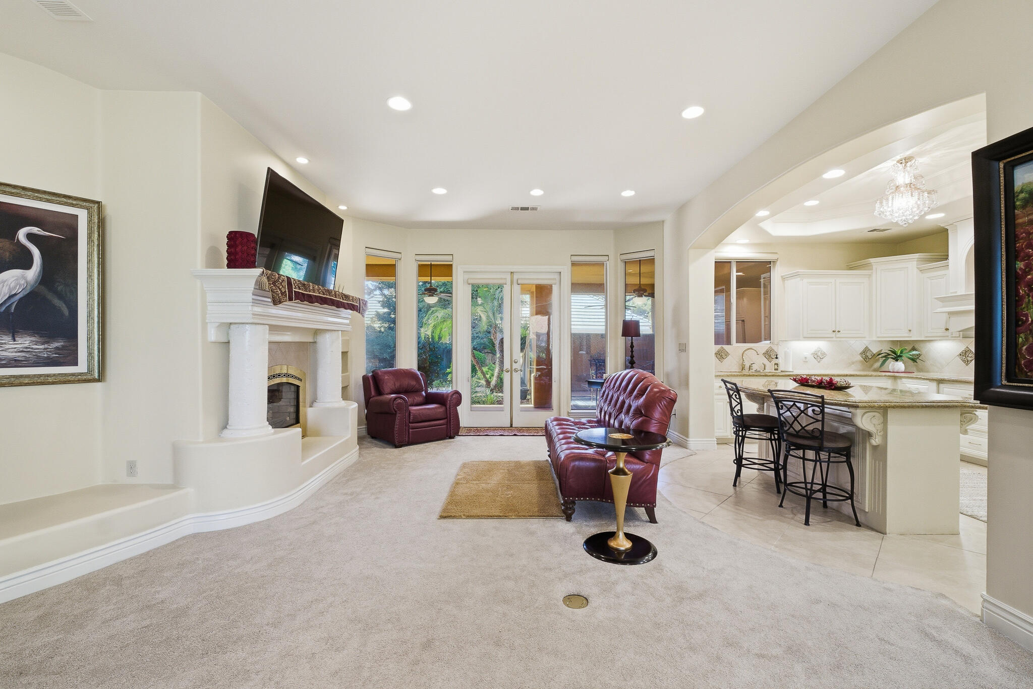 2135 SE Cottonwood Cir, Visalia, CA 93277