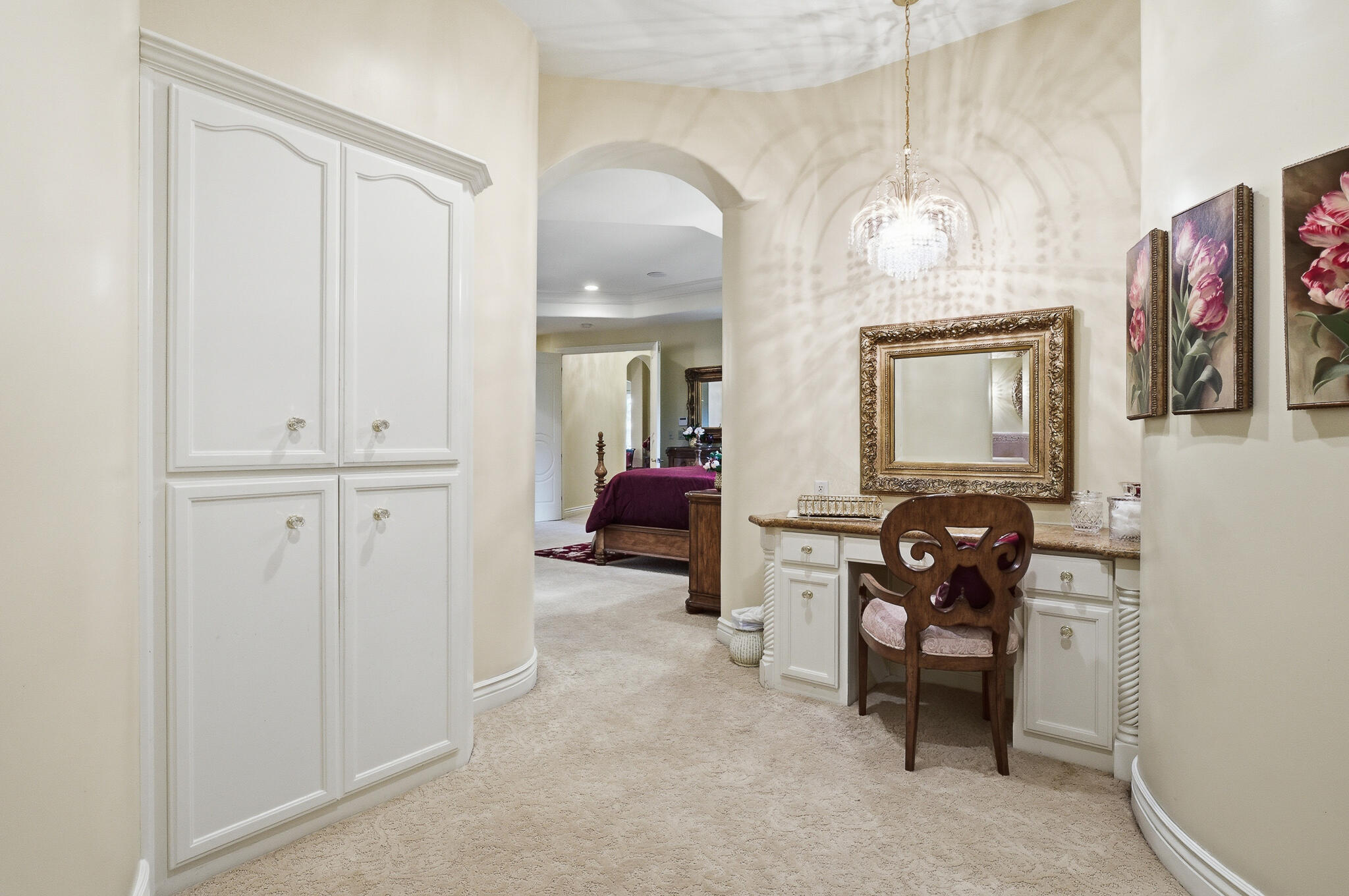 2135 SE Cottonwood Cir, Visalia, CA 93277