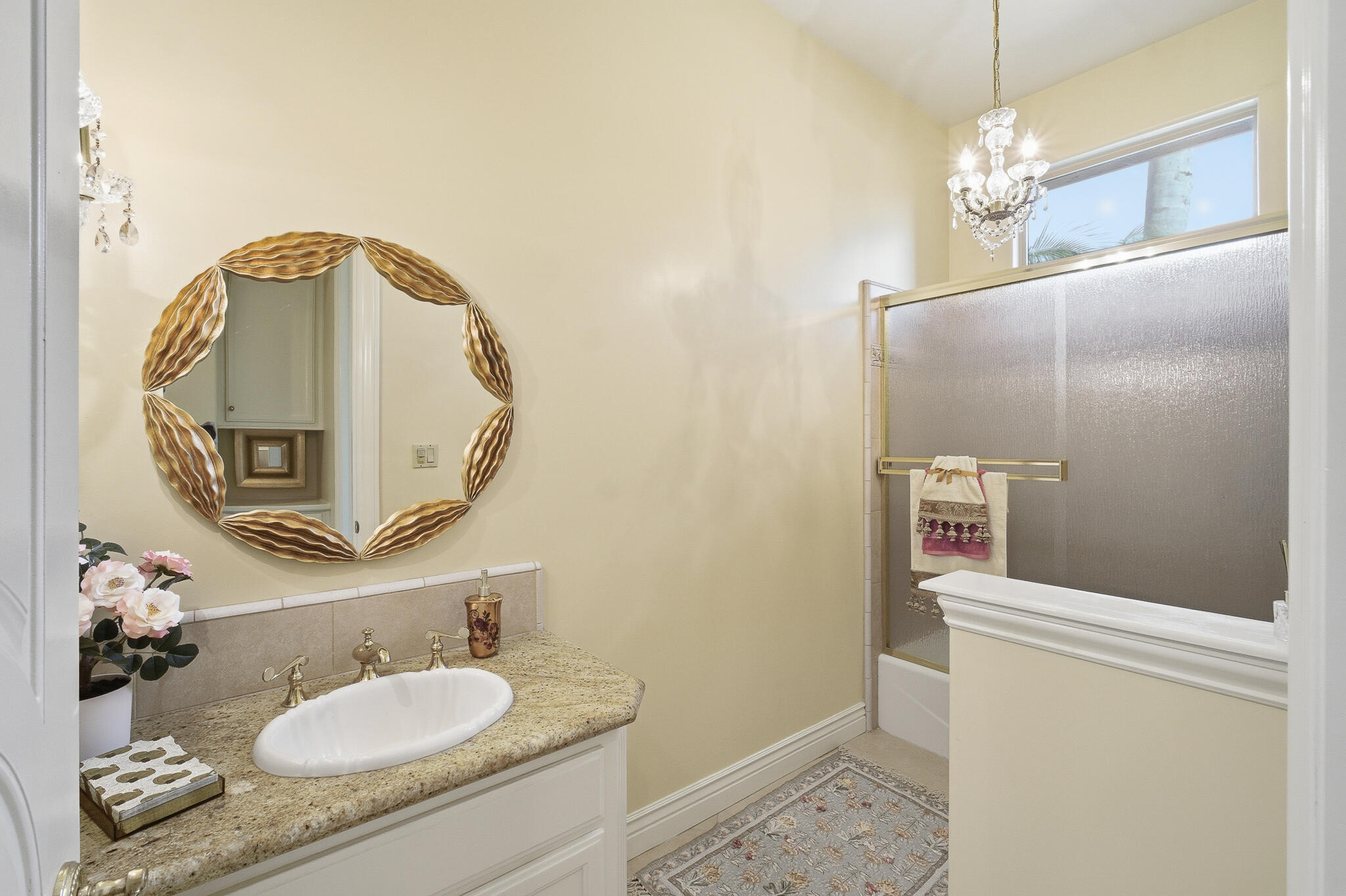 2135 SE Cottonwood Cir, Visalia, CA 93277