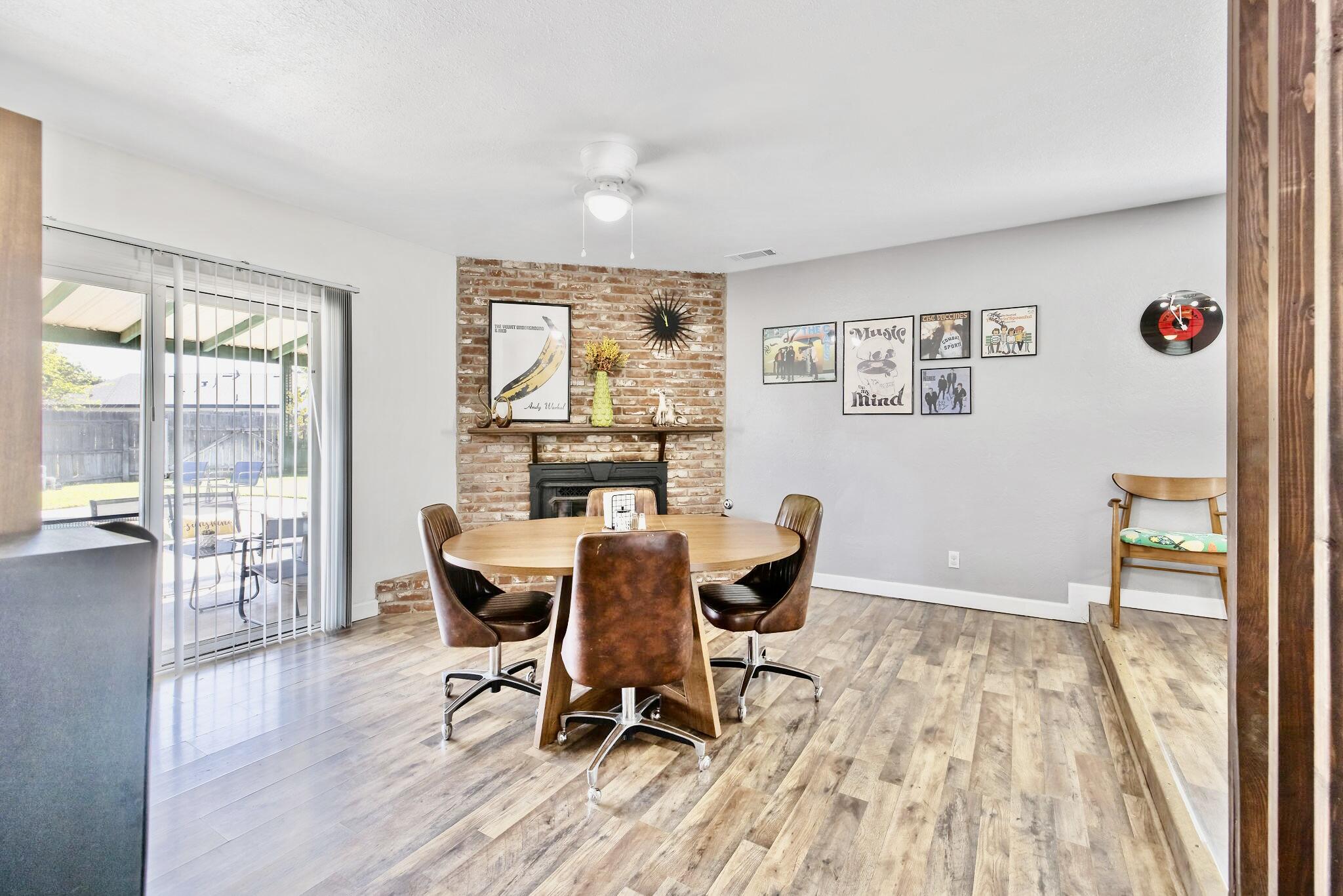 107 Ruth St, Exeter, CA 93221