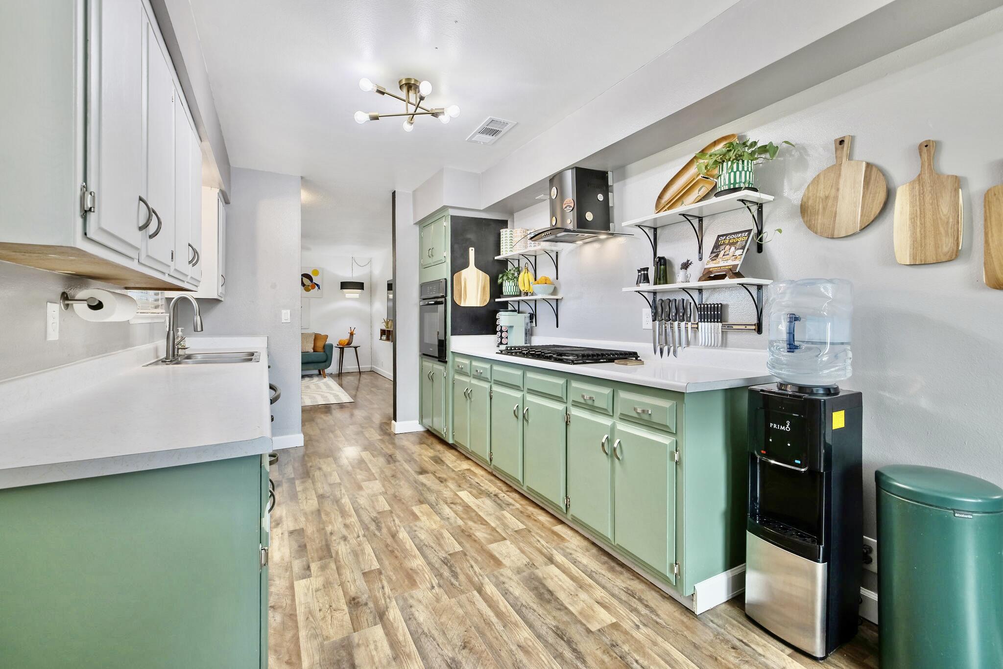 107 Ruth St, Exeter, CA 93221