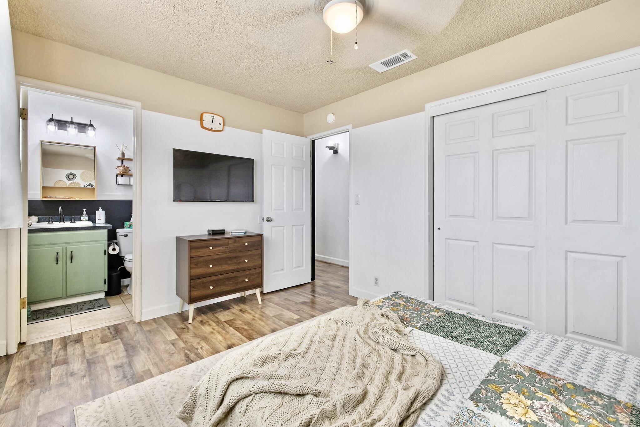 107 Ruth St, Exeter, CA 93221