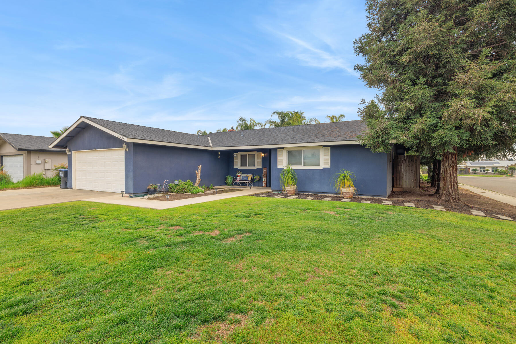 2221 S Akers St, Visalia, CA 93277