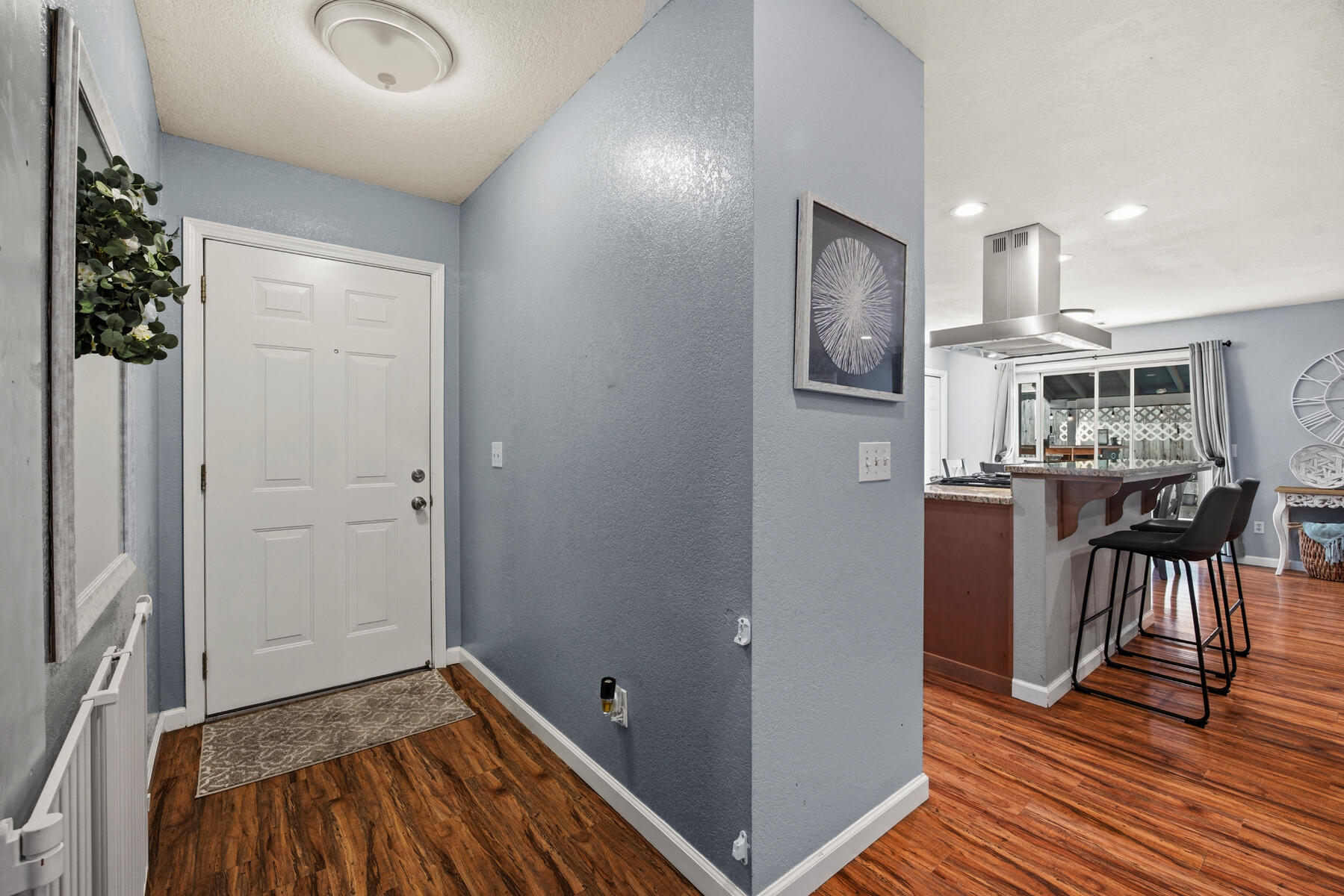 2221 S Akers St, Visalia, CA 93277