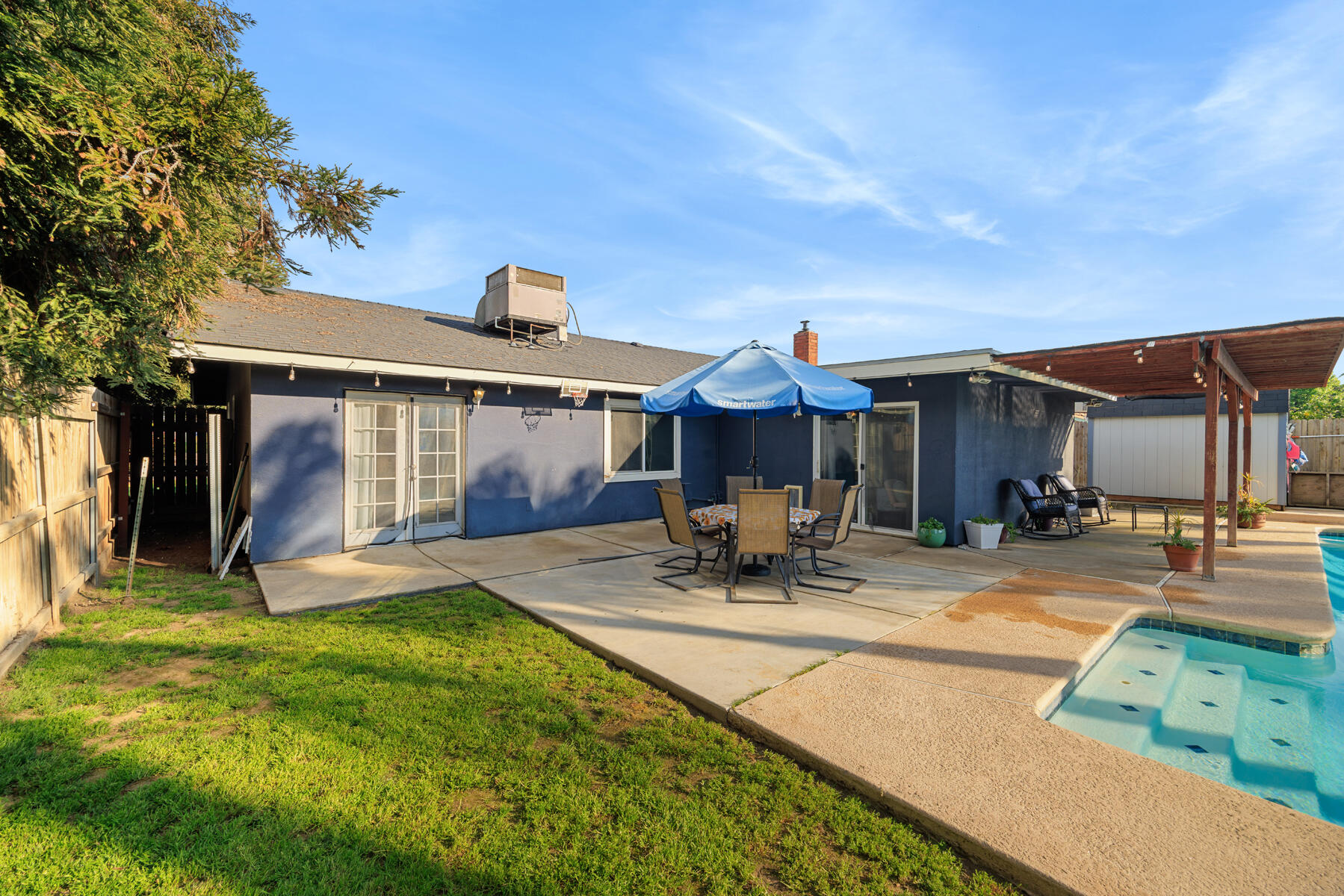 2221 S Akers St, Visalia, CA 93277