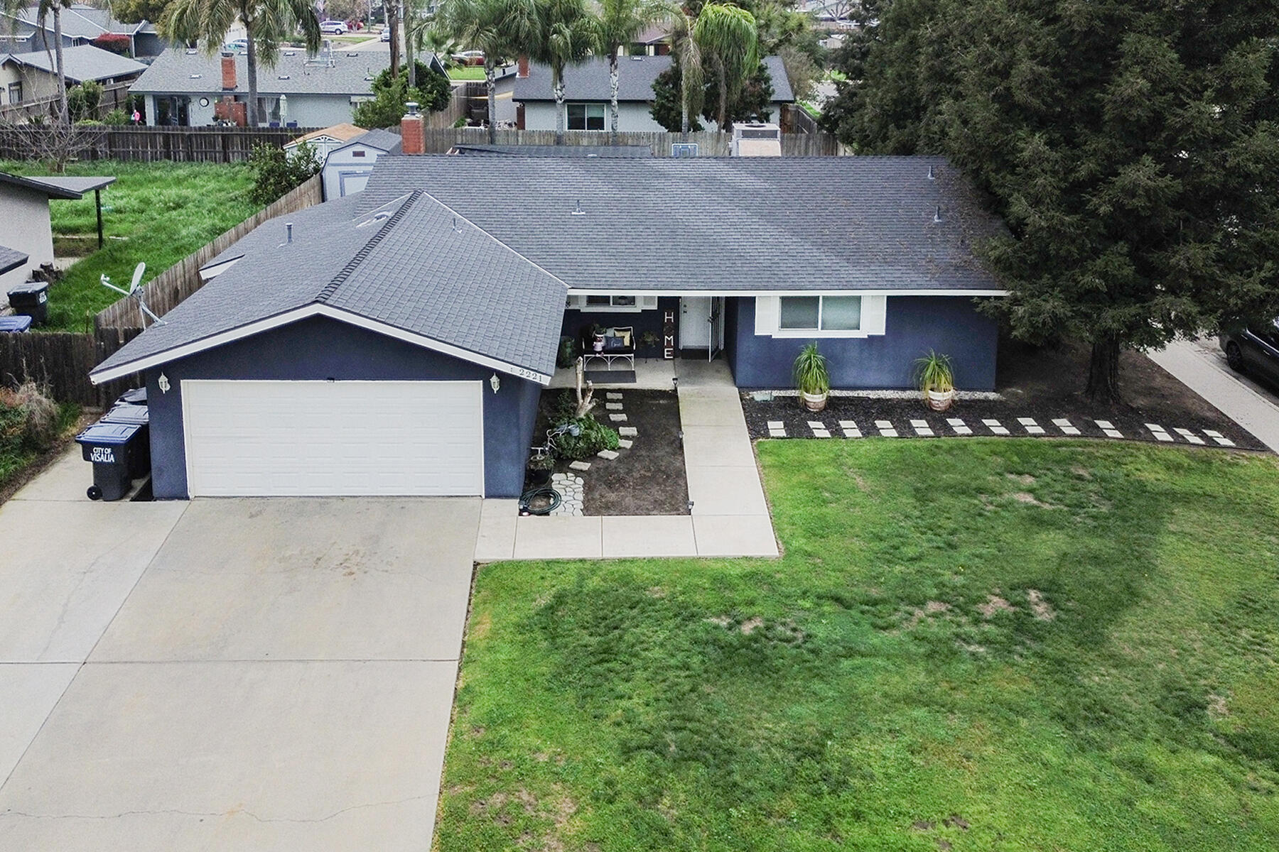 2221 S Akers St, Visalia, CA 93277