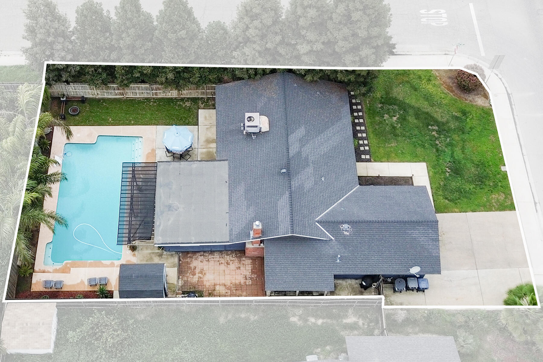 2221 S Akers St, Visalia, CA 93277