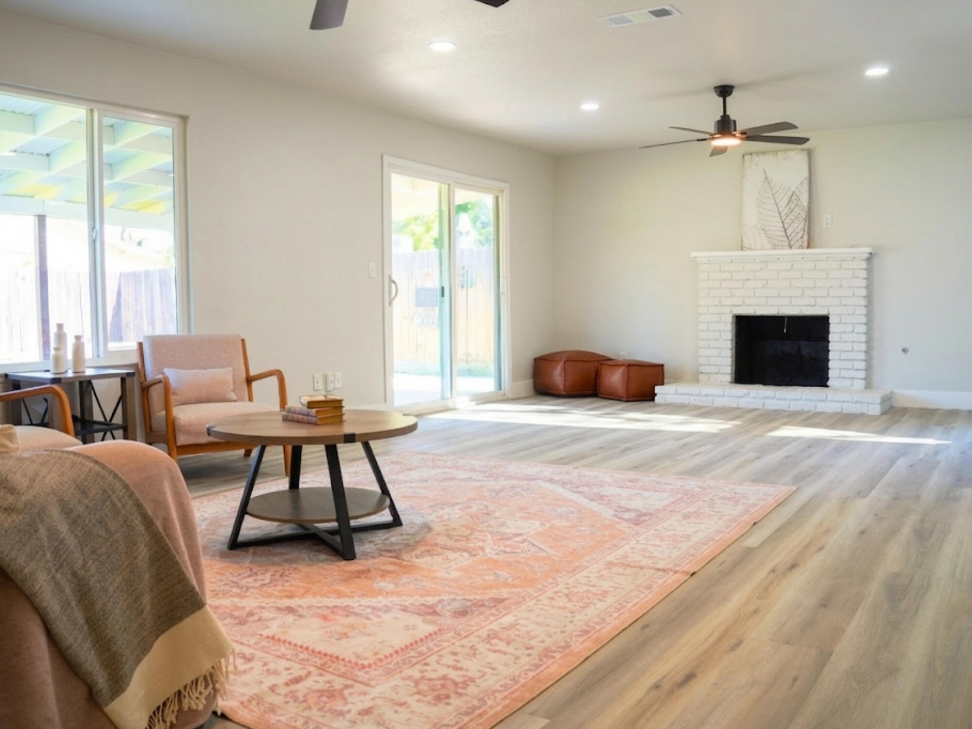 3326 W Fairview Ave, Visalia, CA 93277