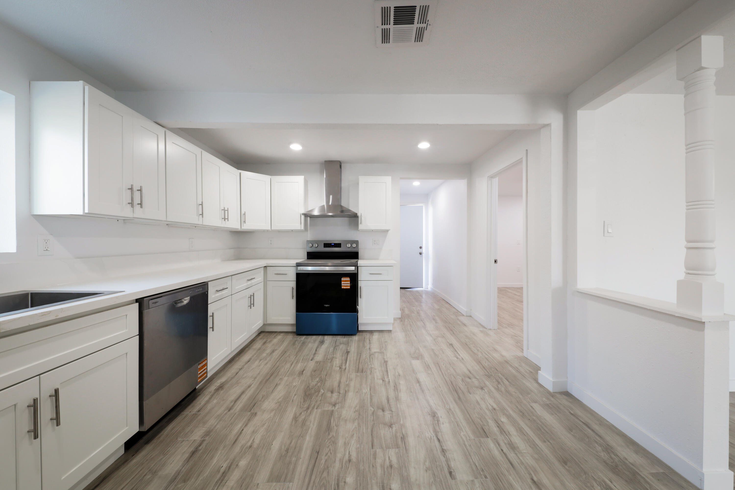 330 Van Ness Ave, Lindsay, CA 93247