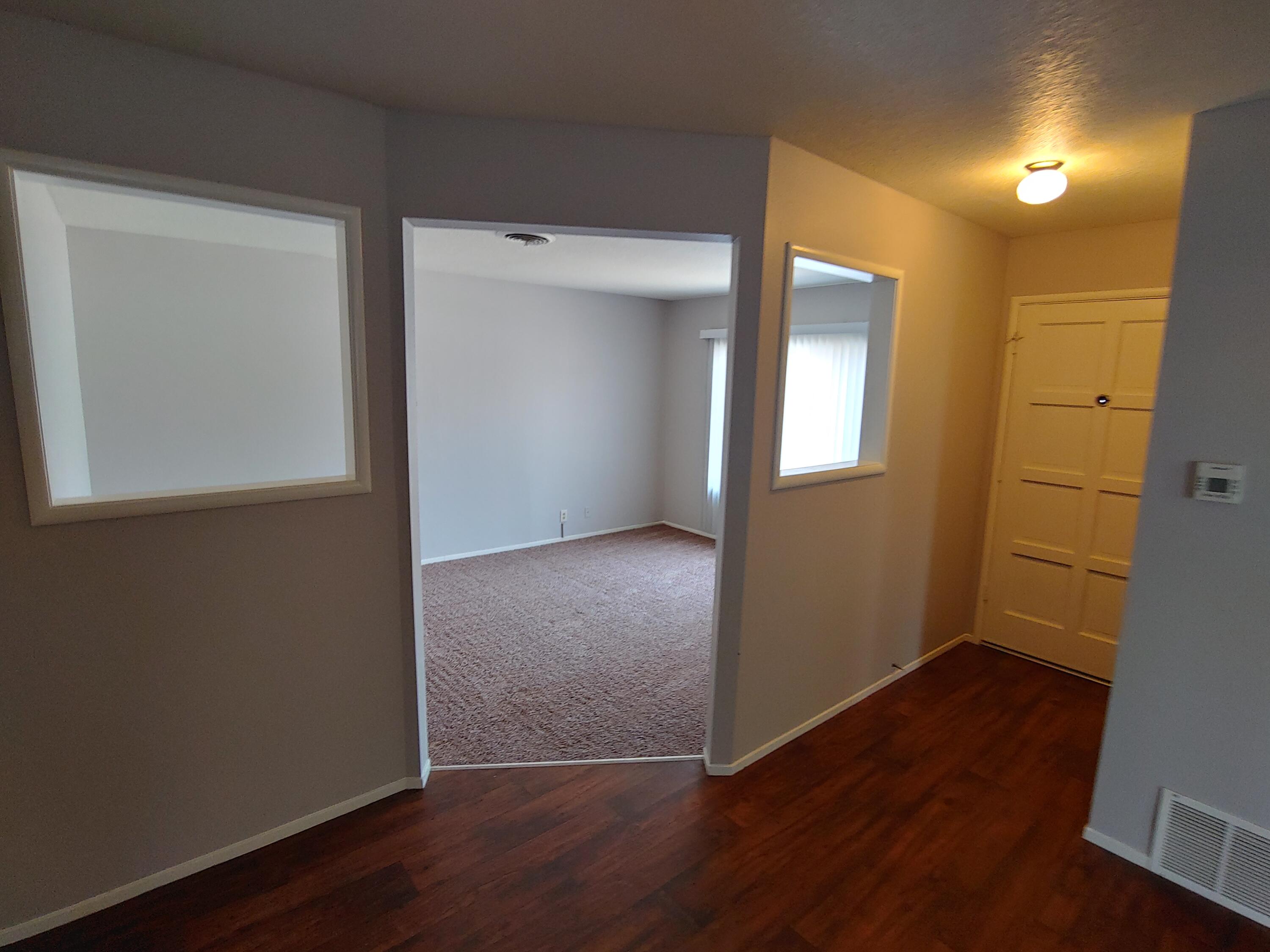 1423 W Wren Ave, Visalia, CA 93291