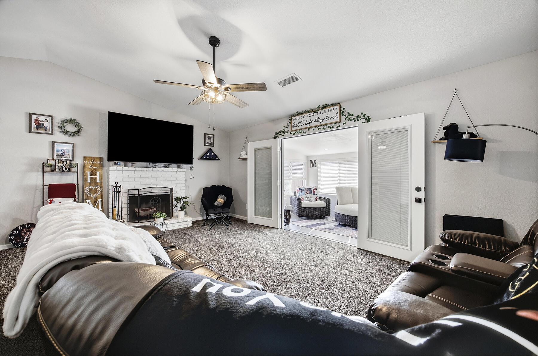 1921 S Irwin St, Tulare, CA 93274