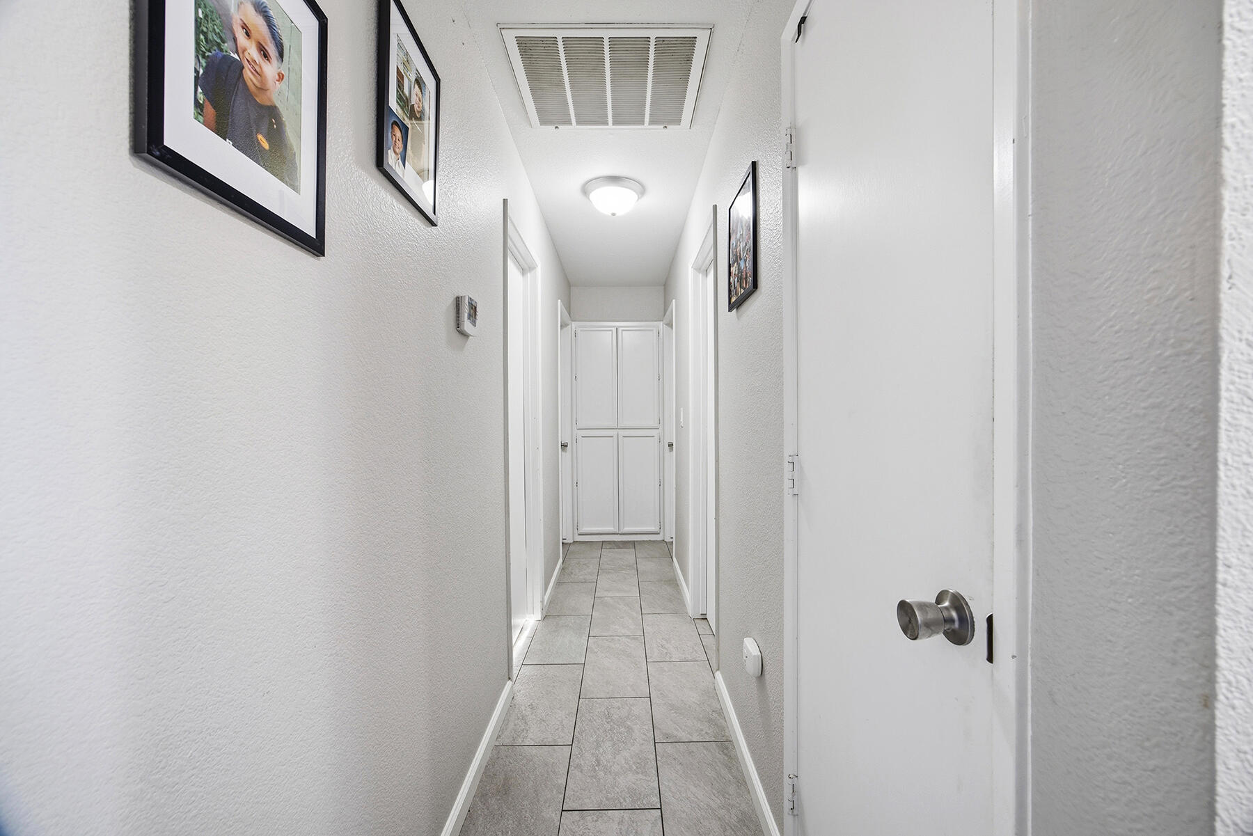 1921 S Irwin St, Tulare, CA 93274