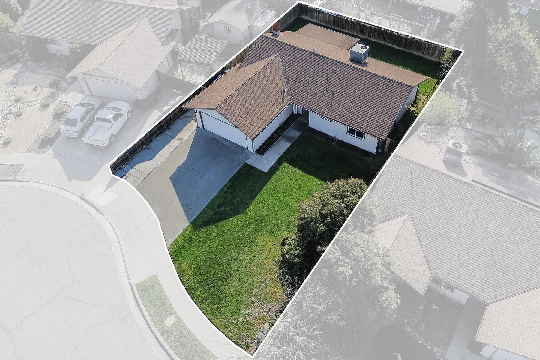 1921 S Irwin St, Tulare, CA 93274