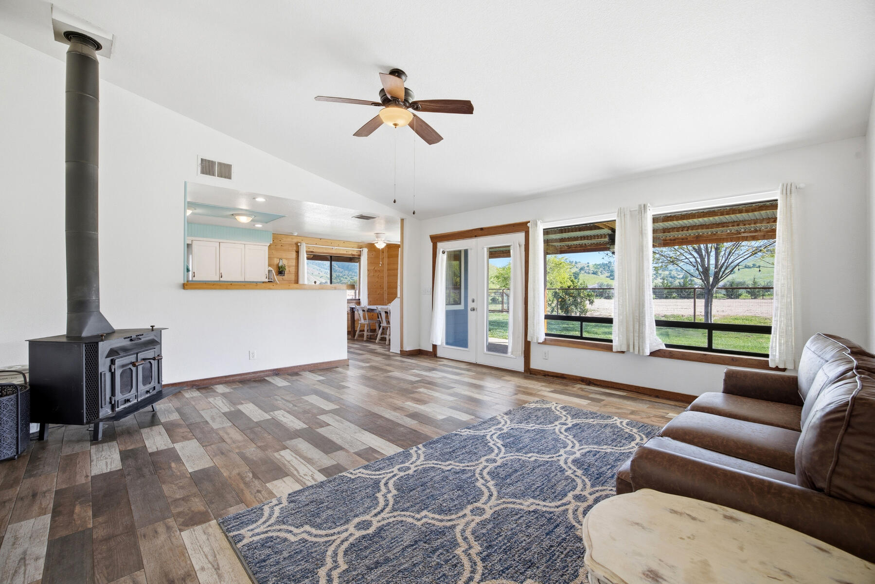 31393 Dahlem Dr, Exeter, CA 93221