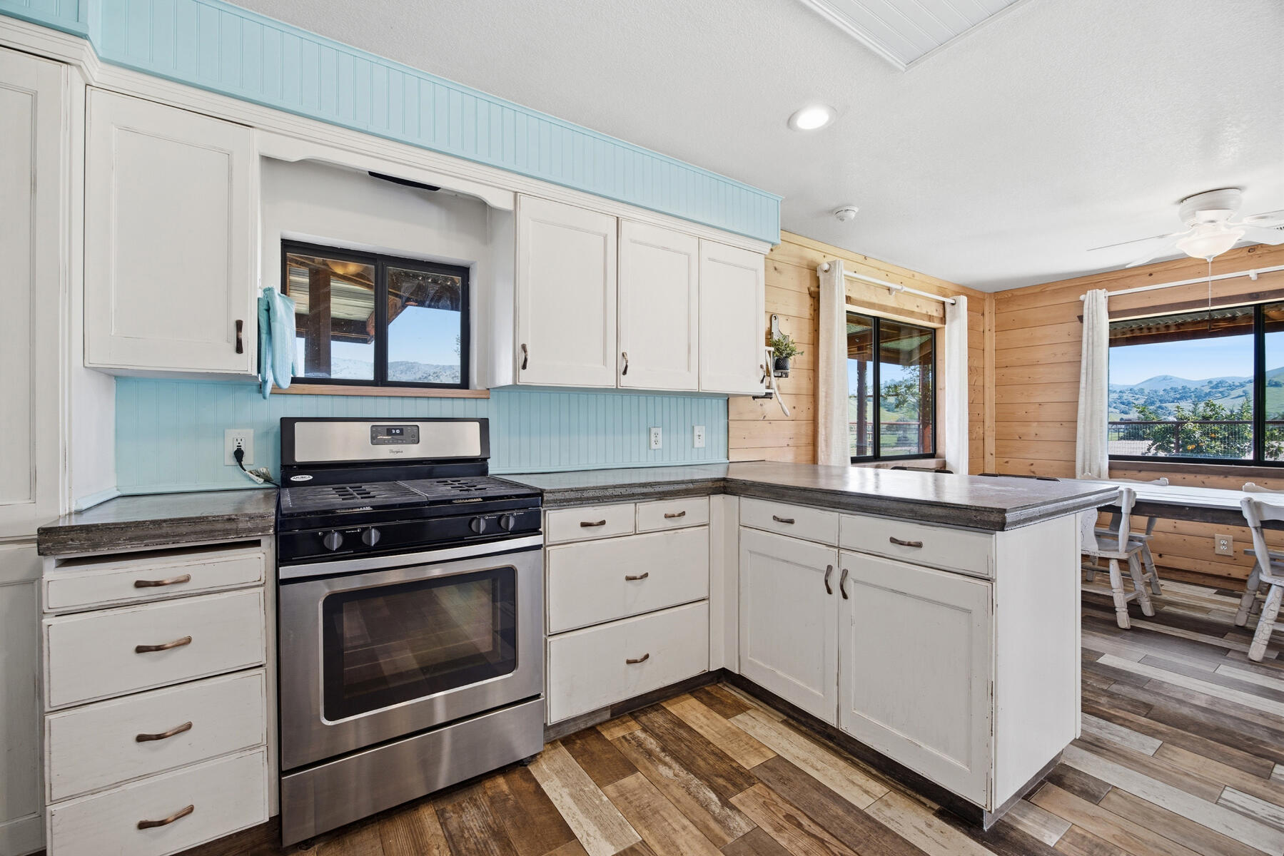 31393 Dahlem Dr, Exeter, CA 93221